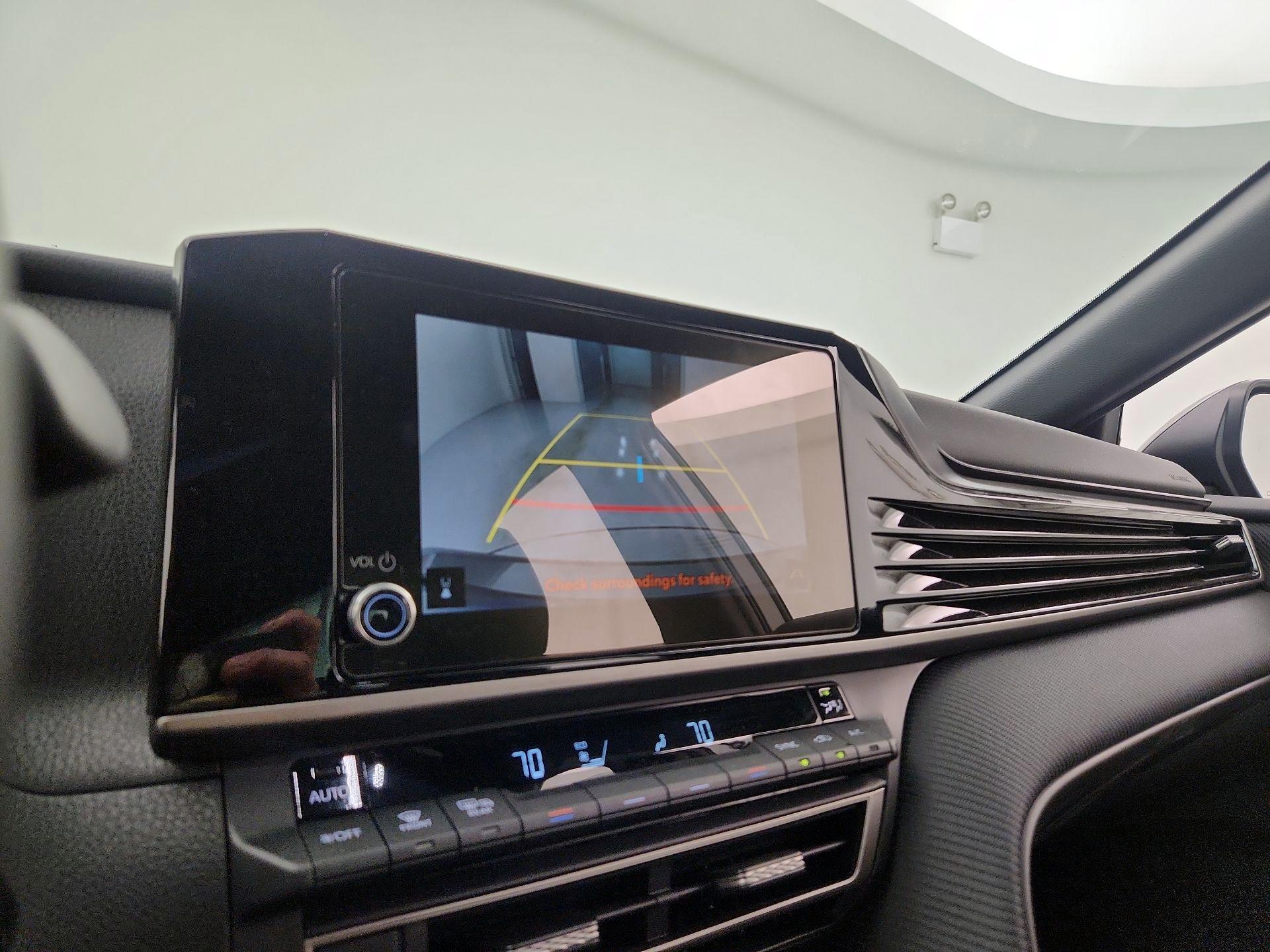 Thumbnail: 2025 Toyota Camry - 15