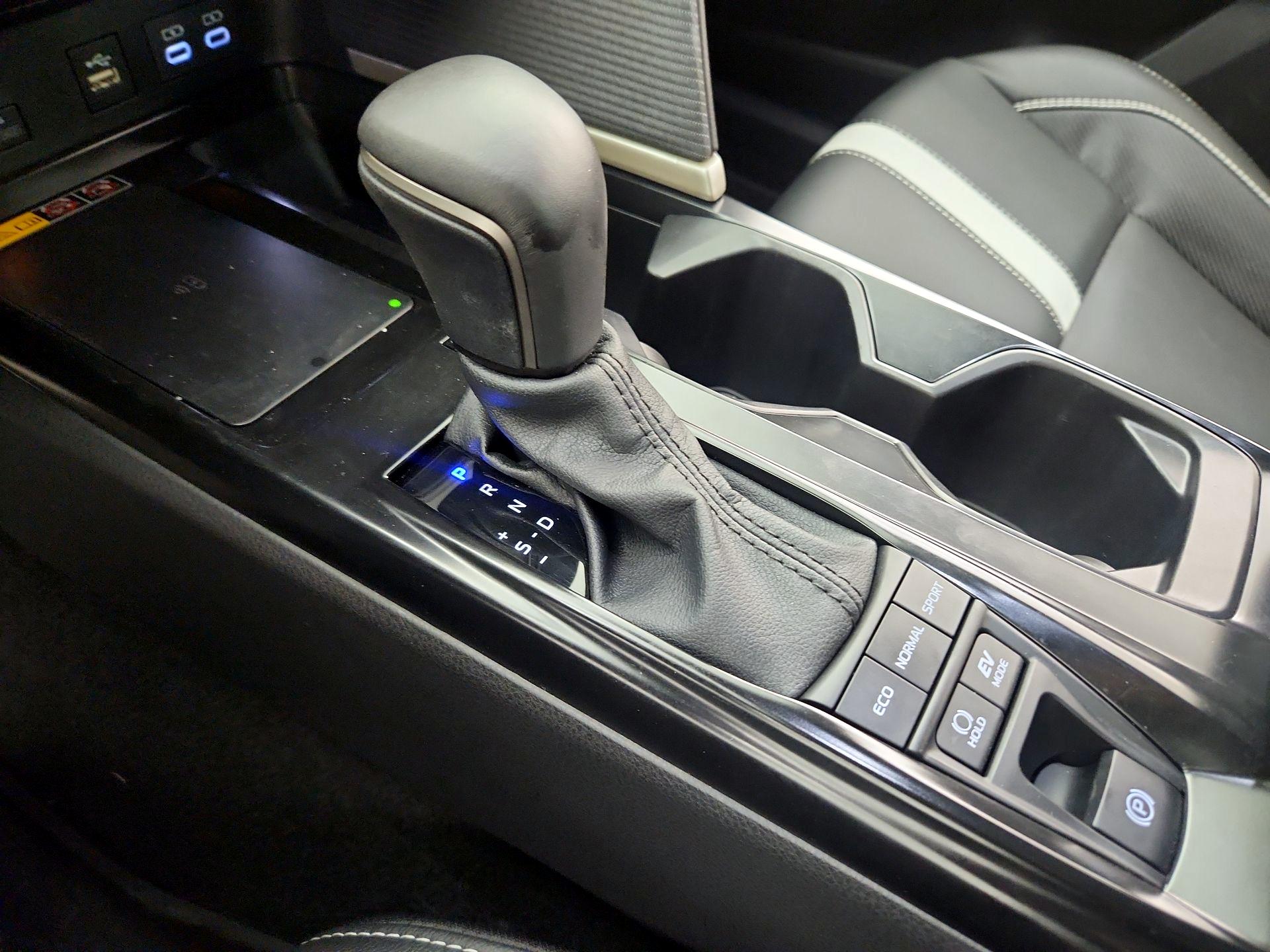 Thumbnail: 2025 Toyota Camry - 18