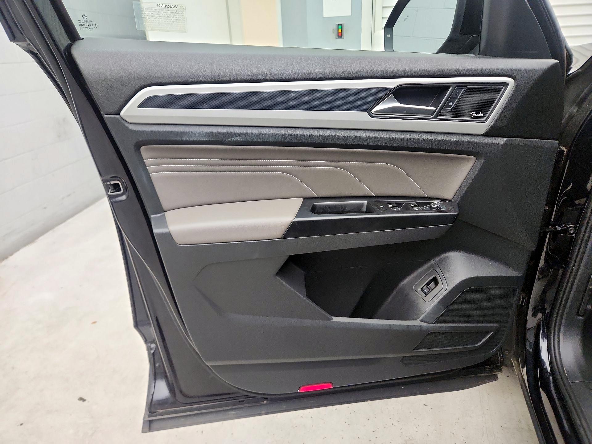 Thumbnail: 2021 Volkswagen Atlas - 12