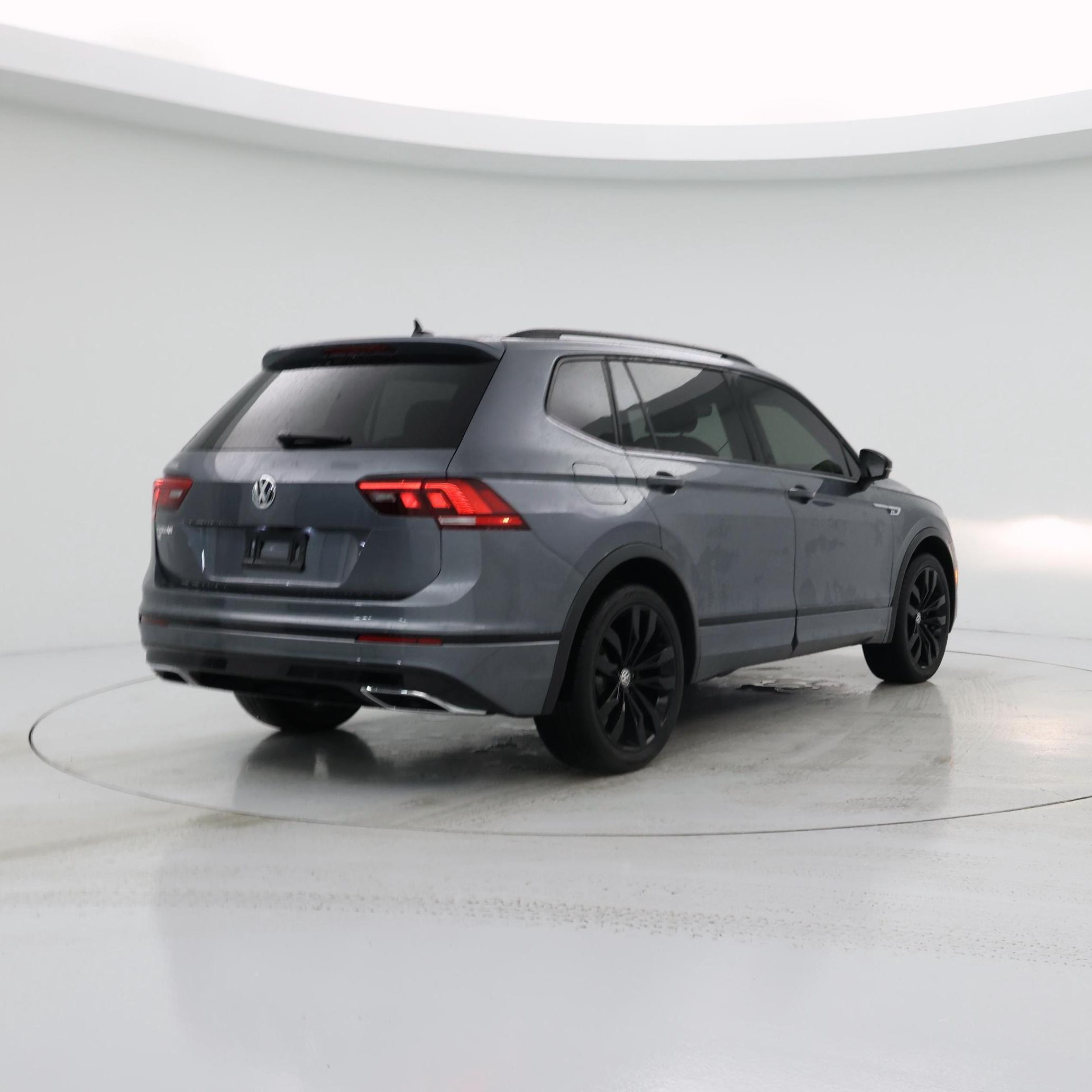 Thumbnail: 2021 Volkswagen Tiguan - 8