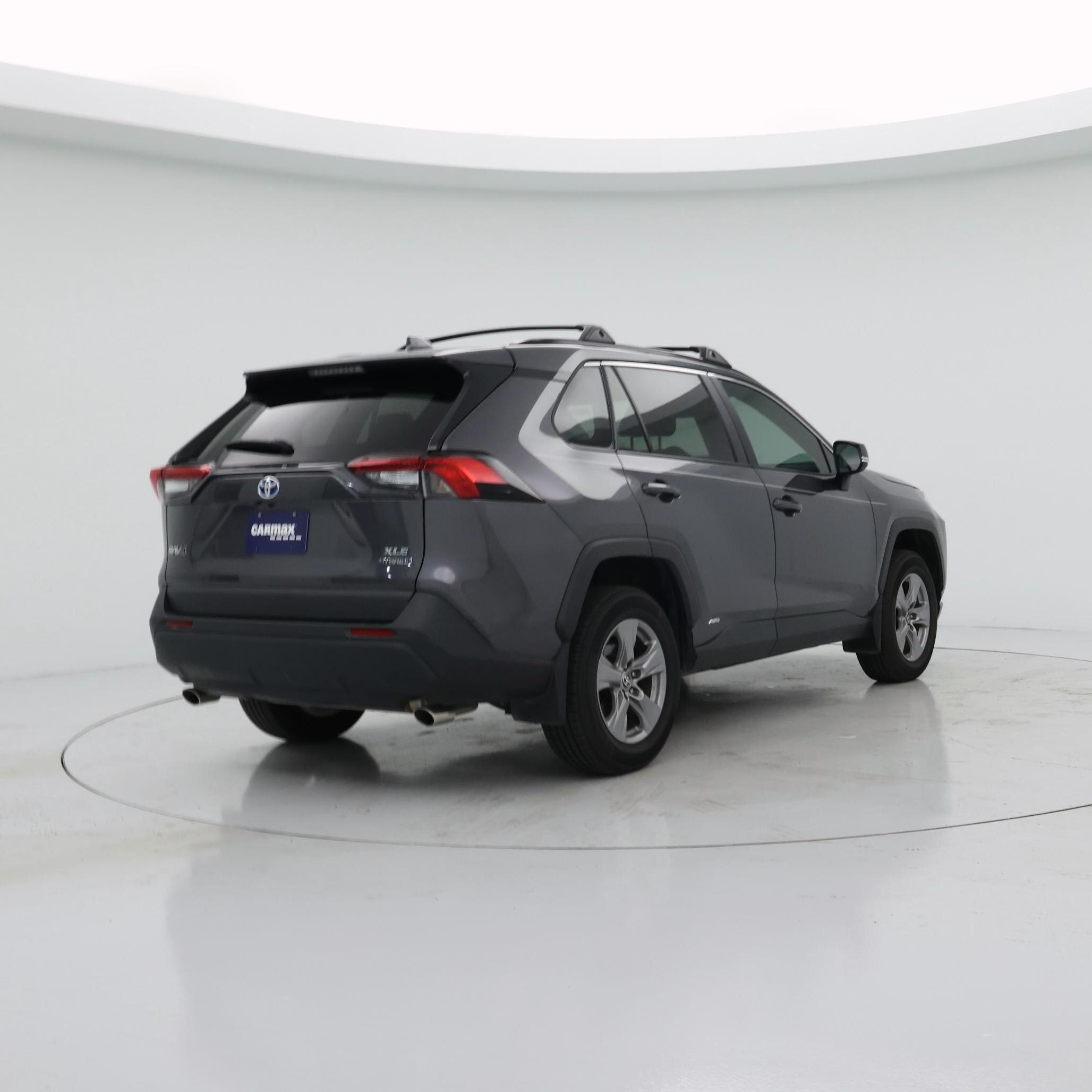 Thumbnail: 2022 Toyota RAV4 - 8