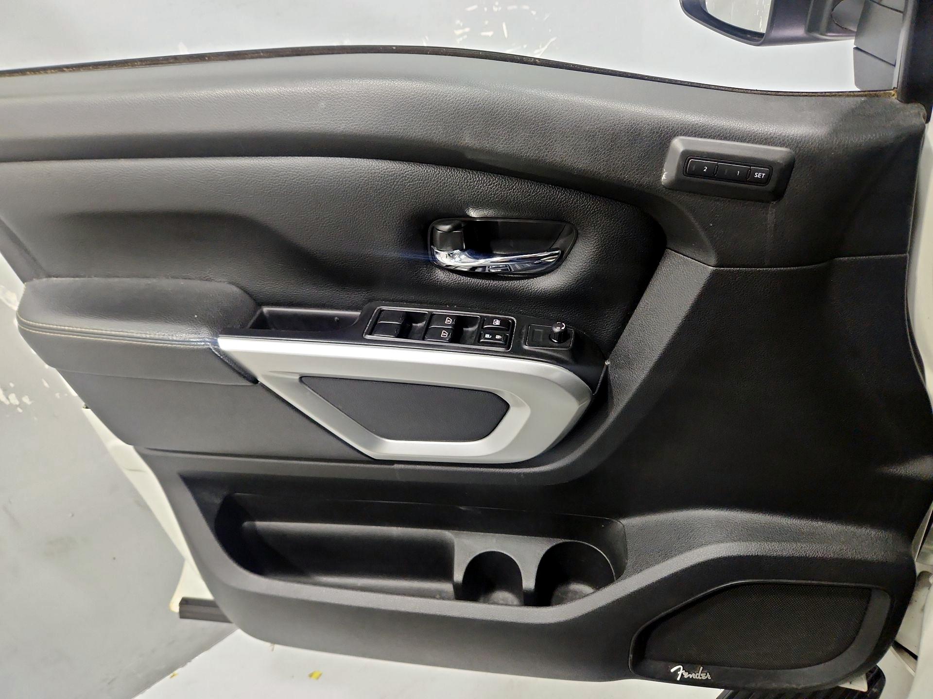 Thumbnail: 2019 Nissan Titan - 12