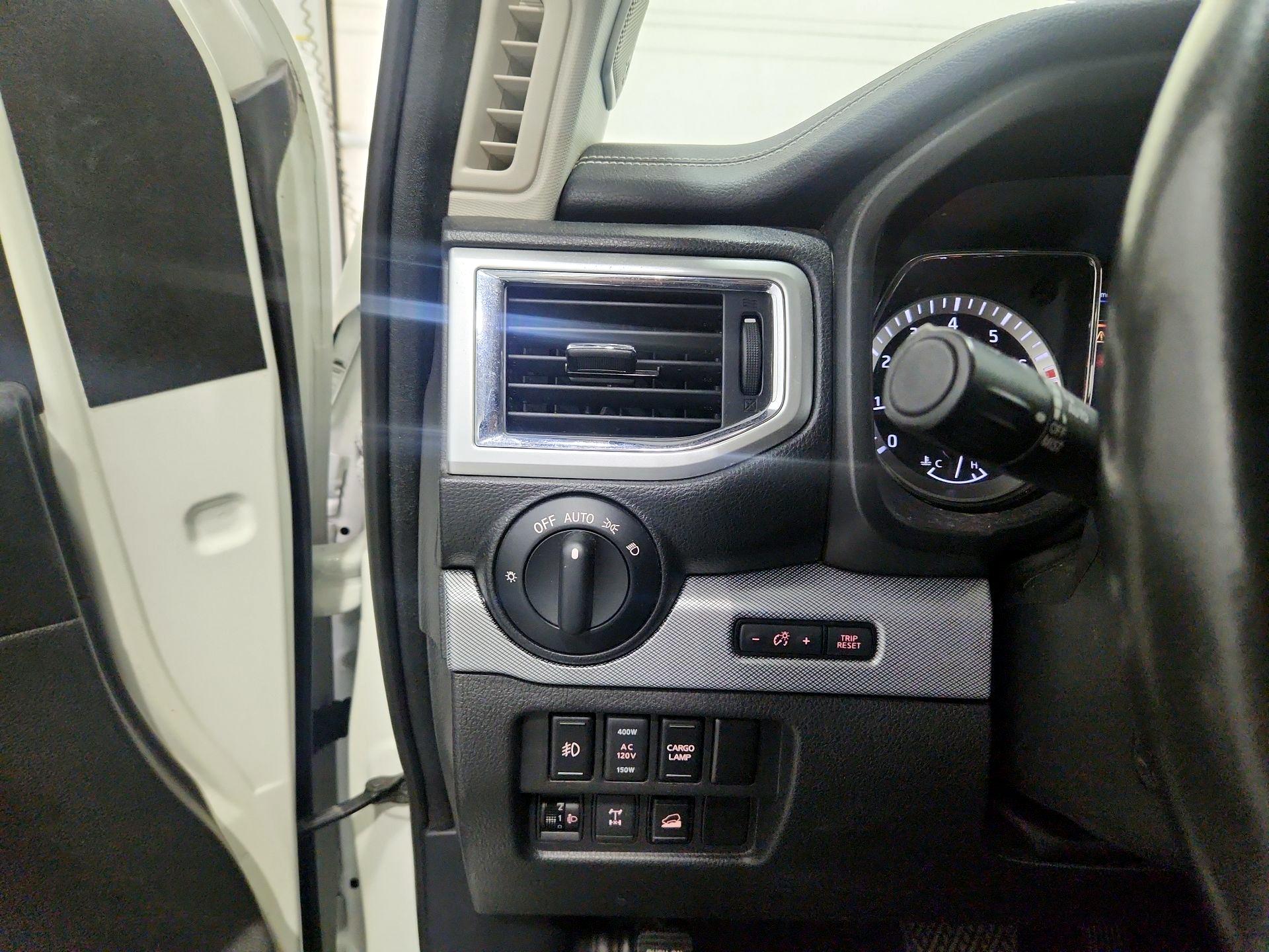Thumbnail: 2019 Nissan Titan - 13