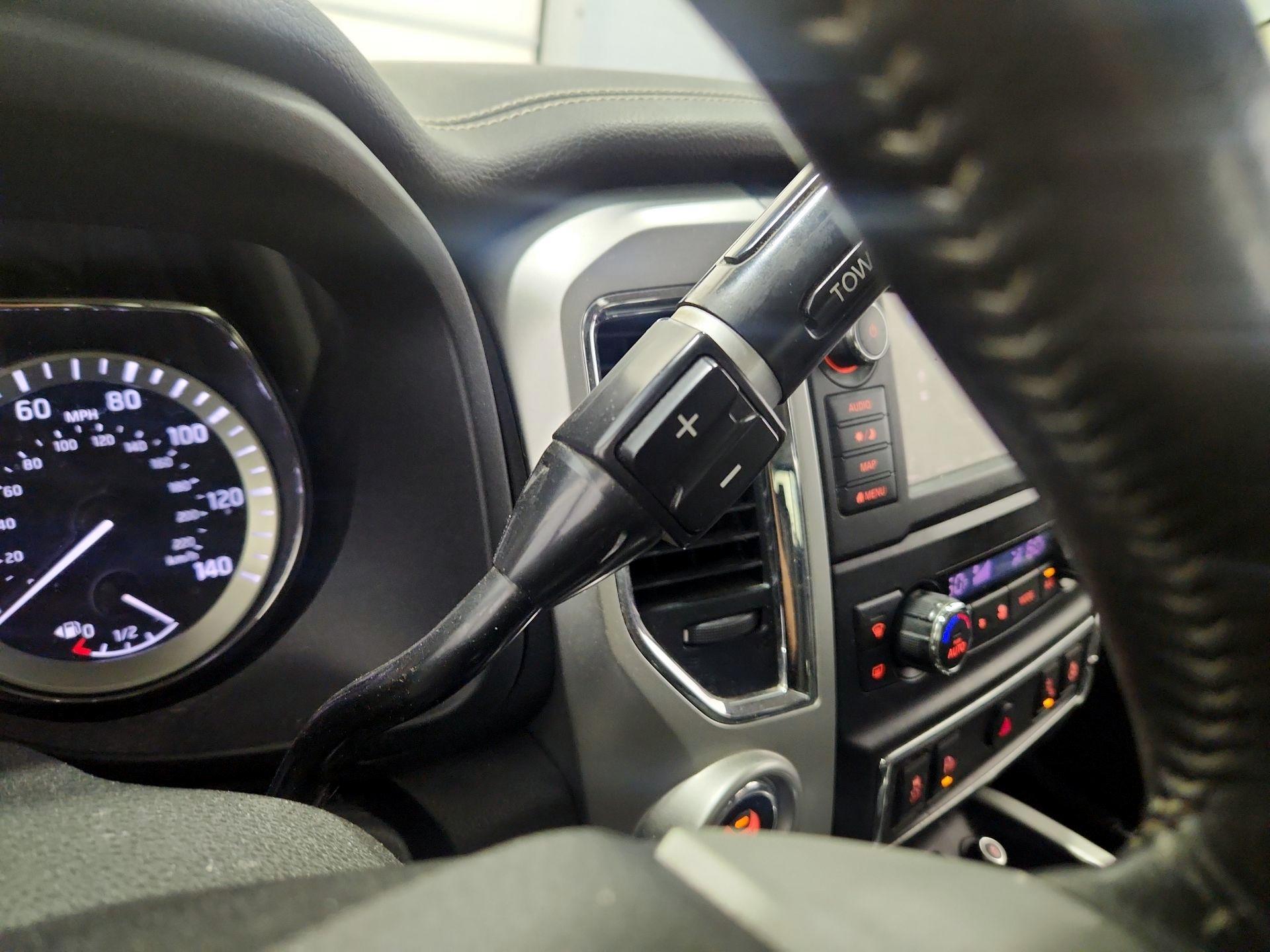 Thumbnail: 2019 Nissan Titan - 18