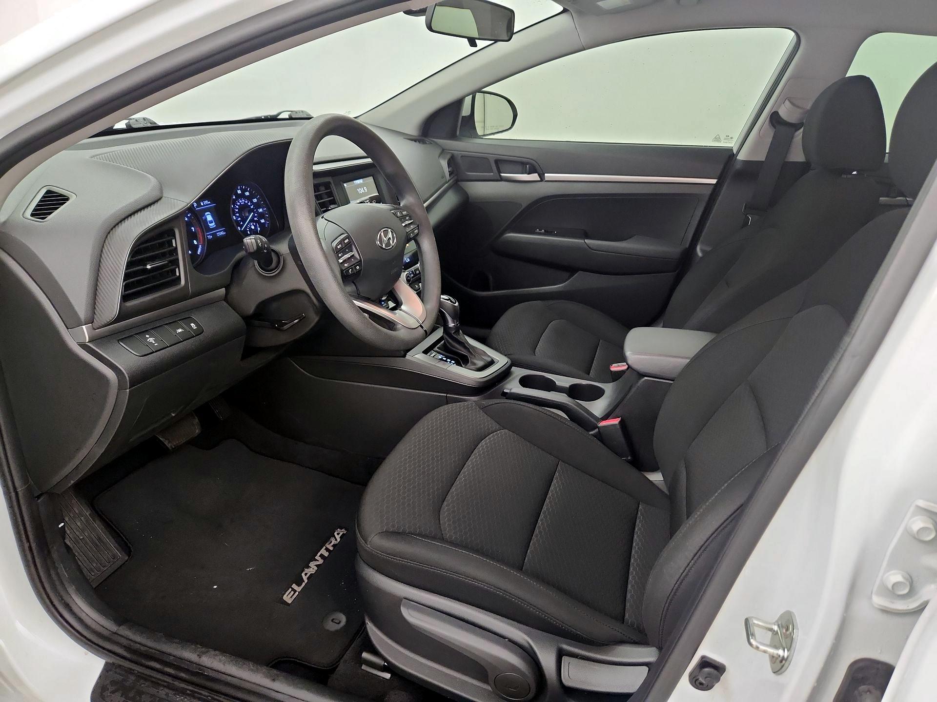 Thumbnail: 2020 Hyundai Elantra - 11