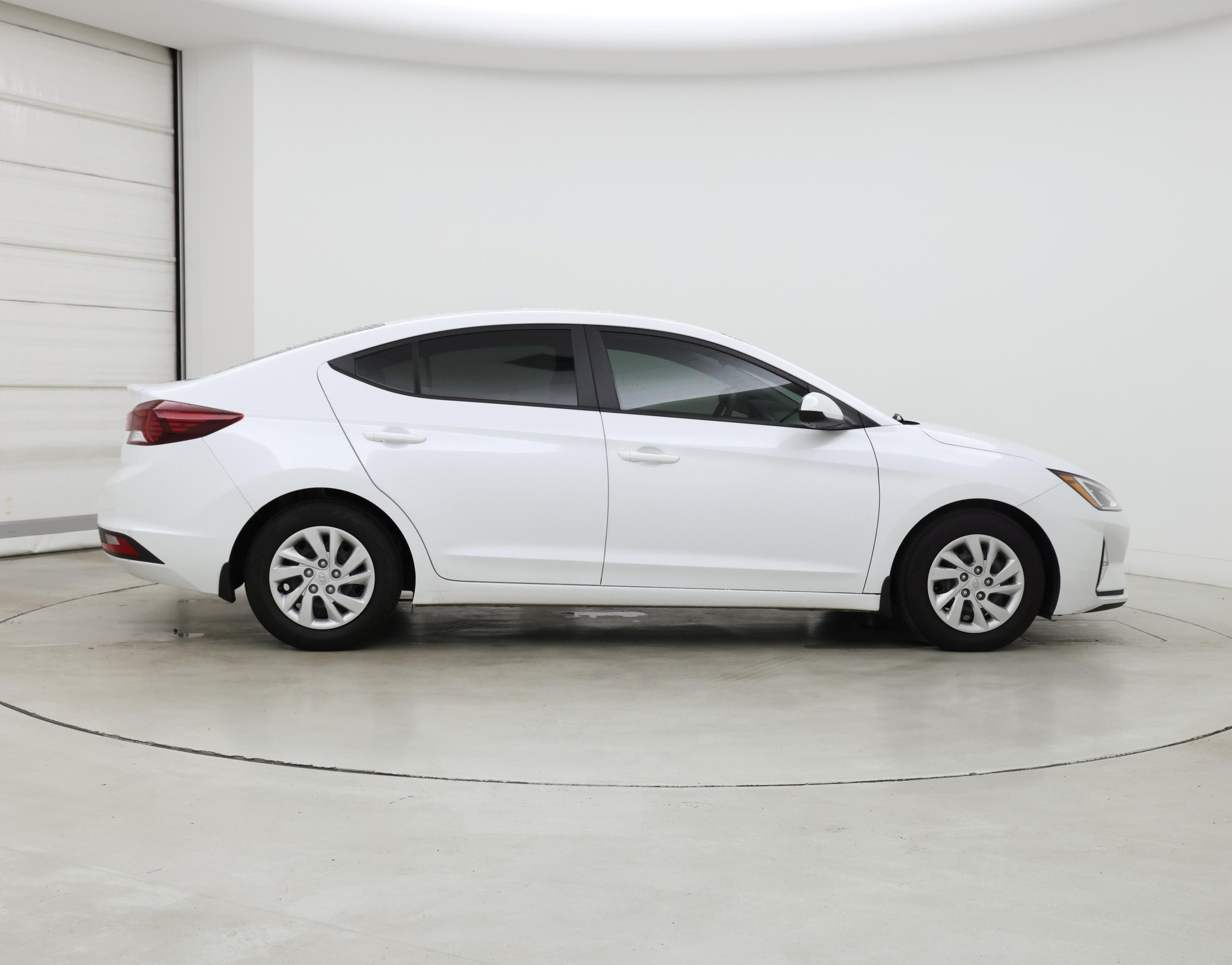 Thumbnail: 2020 Hyundai Elantra - 7