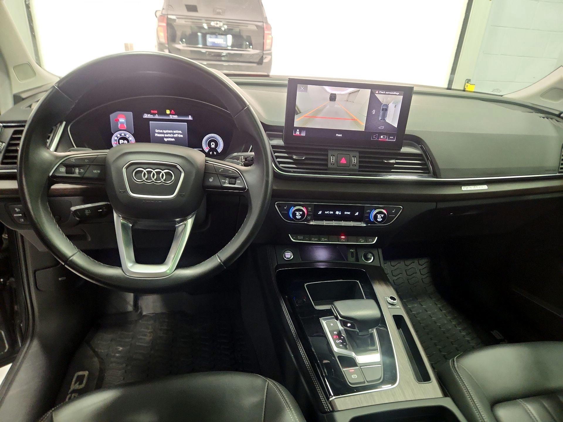 Thumbnail: 2023 Audi Q5 - 9