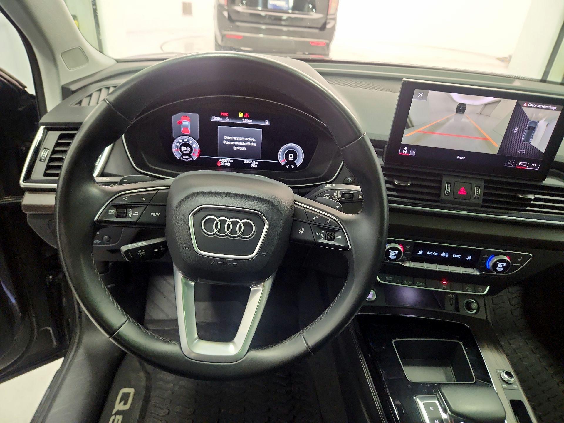 Thumbnail: 2023 Audi Q5 - 10