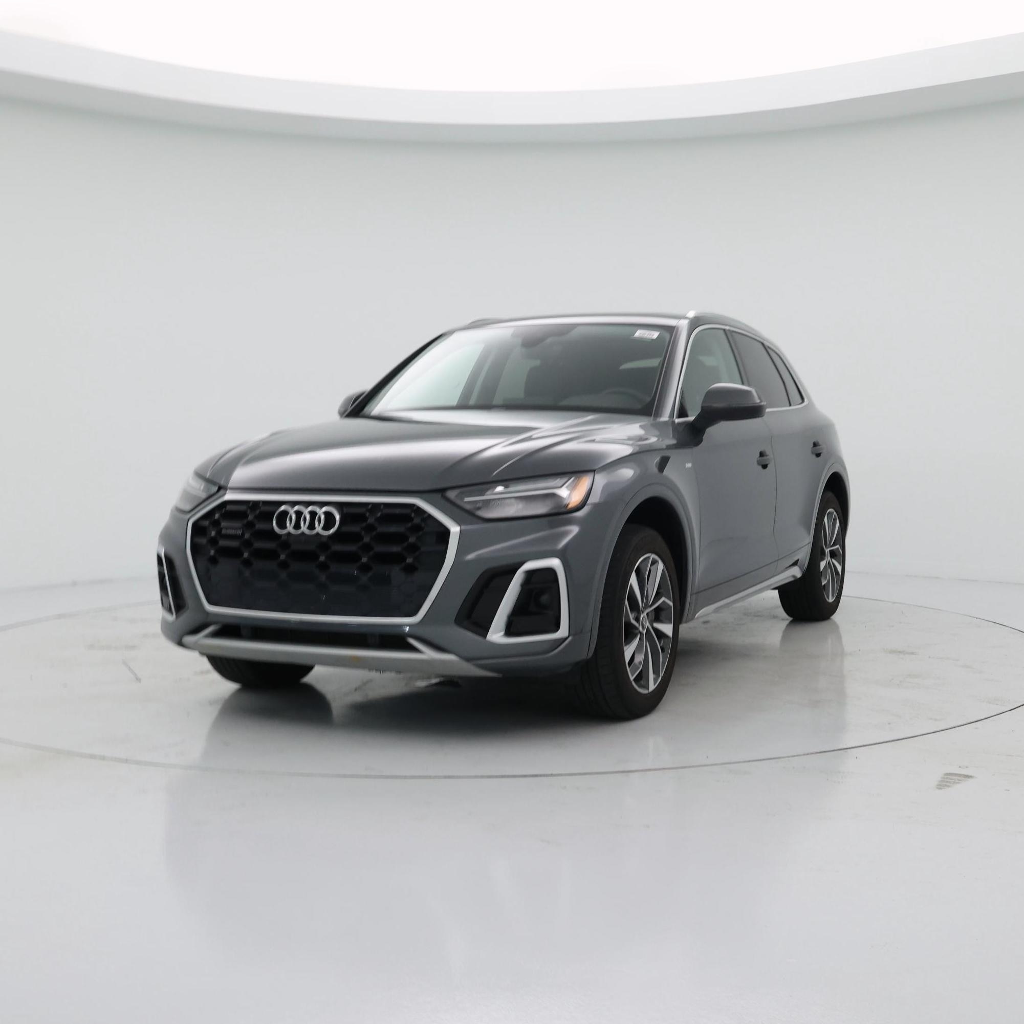 Thumbnail: 2023 Audi Q5 - 4
