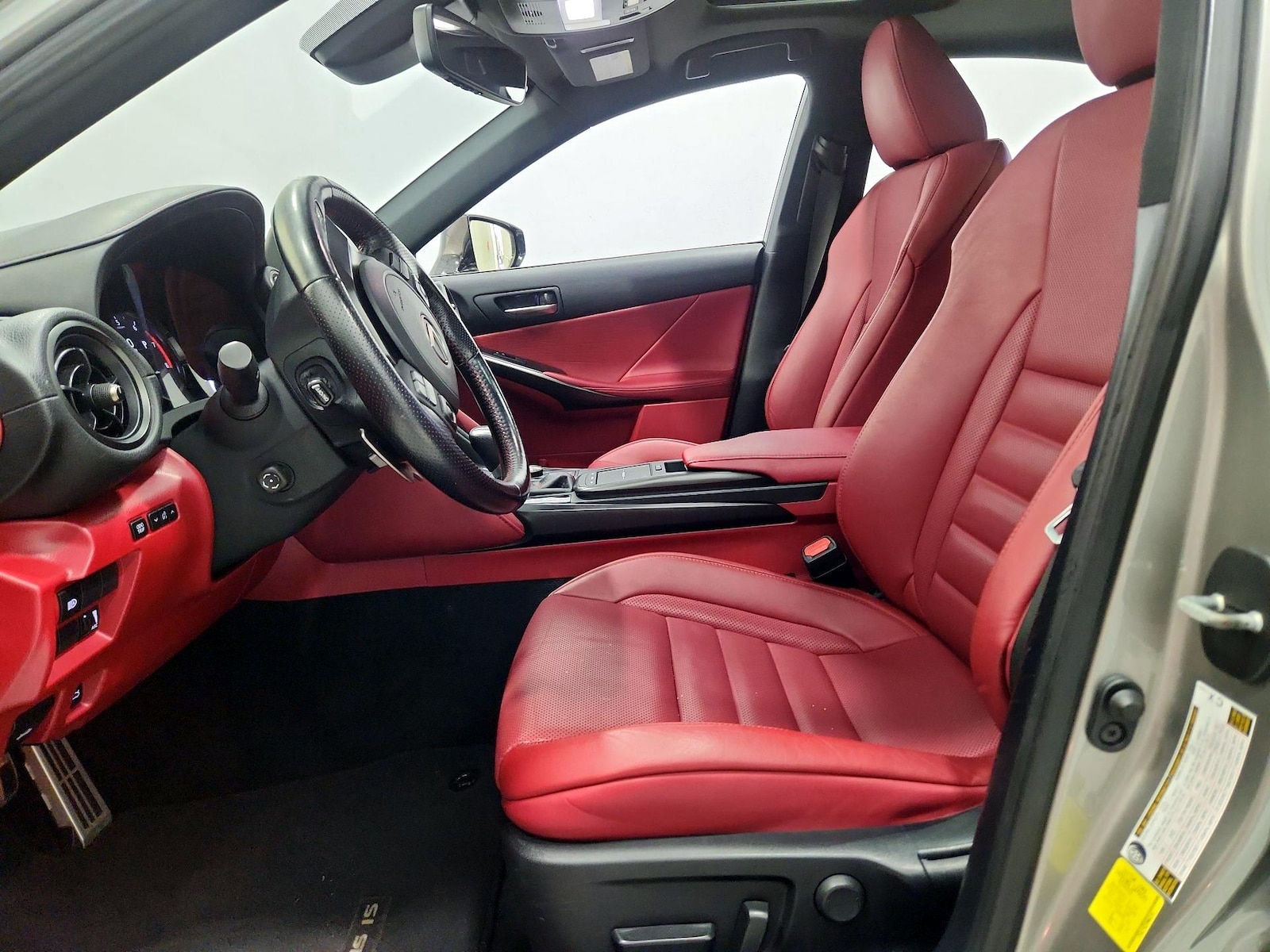 2023 Lexus IS 350 F SPORT - Photo 12