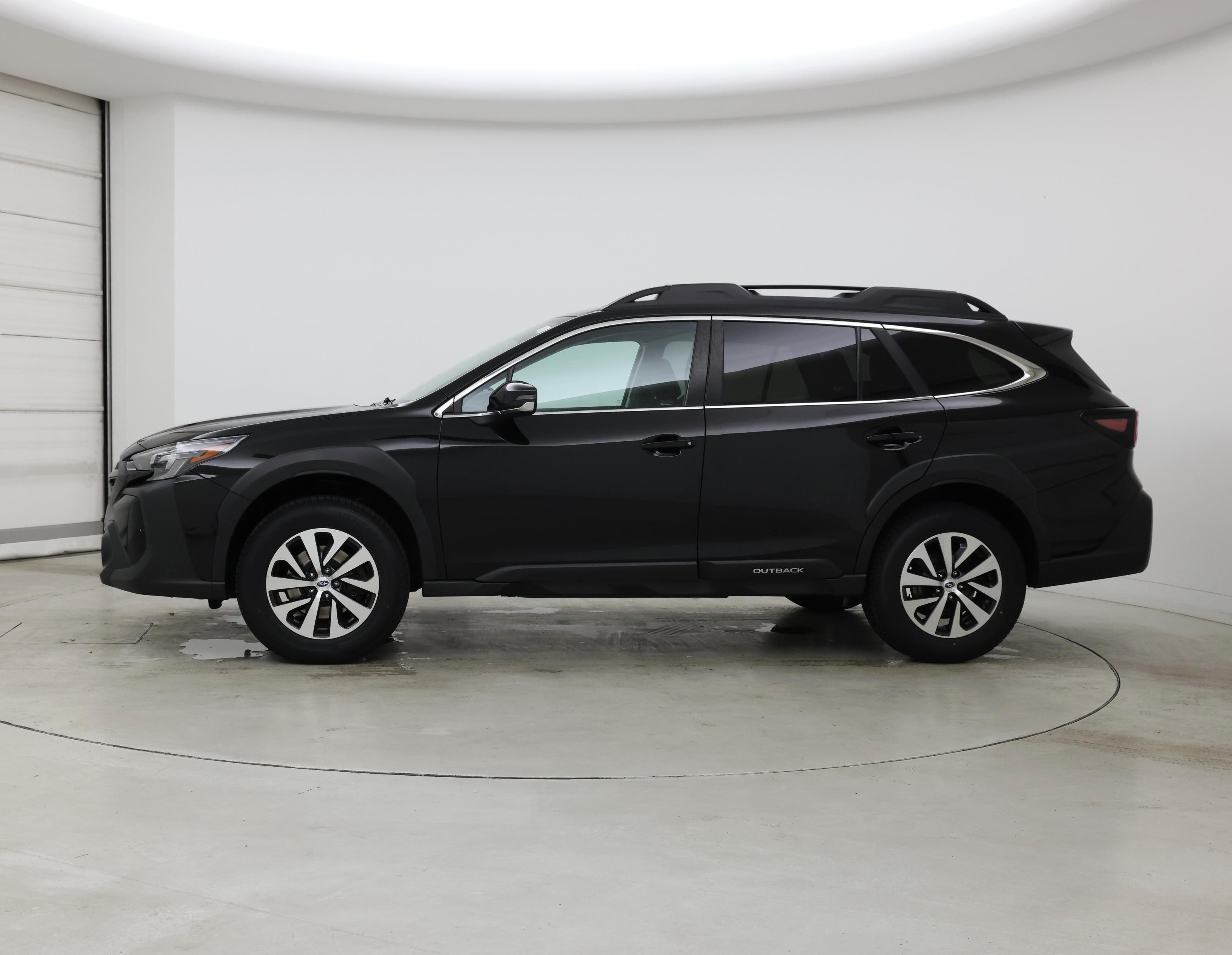 Thumbnail: 2023 Subaru Outback - 3
