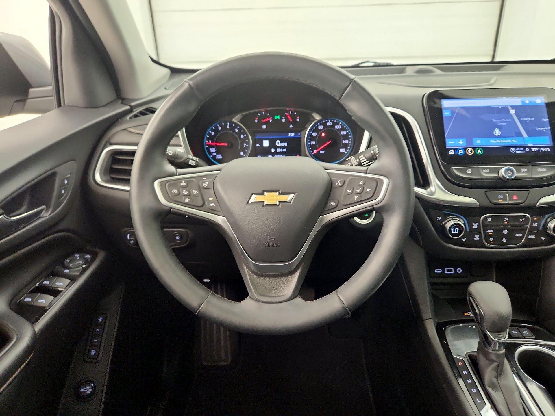 Thumbnail: 2023 Chevrolet Equinox - 10