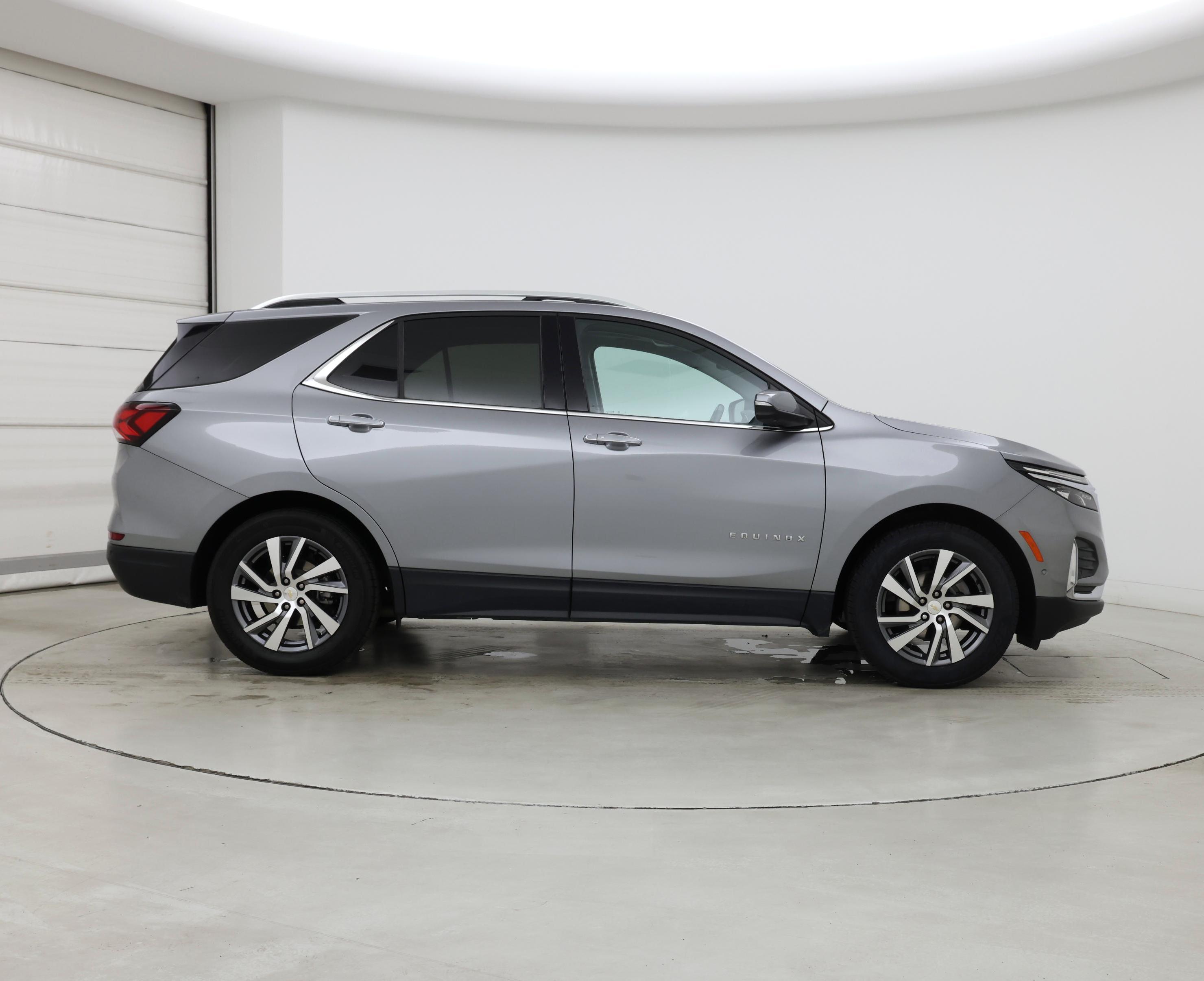 Thumbnail: 2023 Chevrolet Equinox - 7