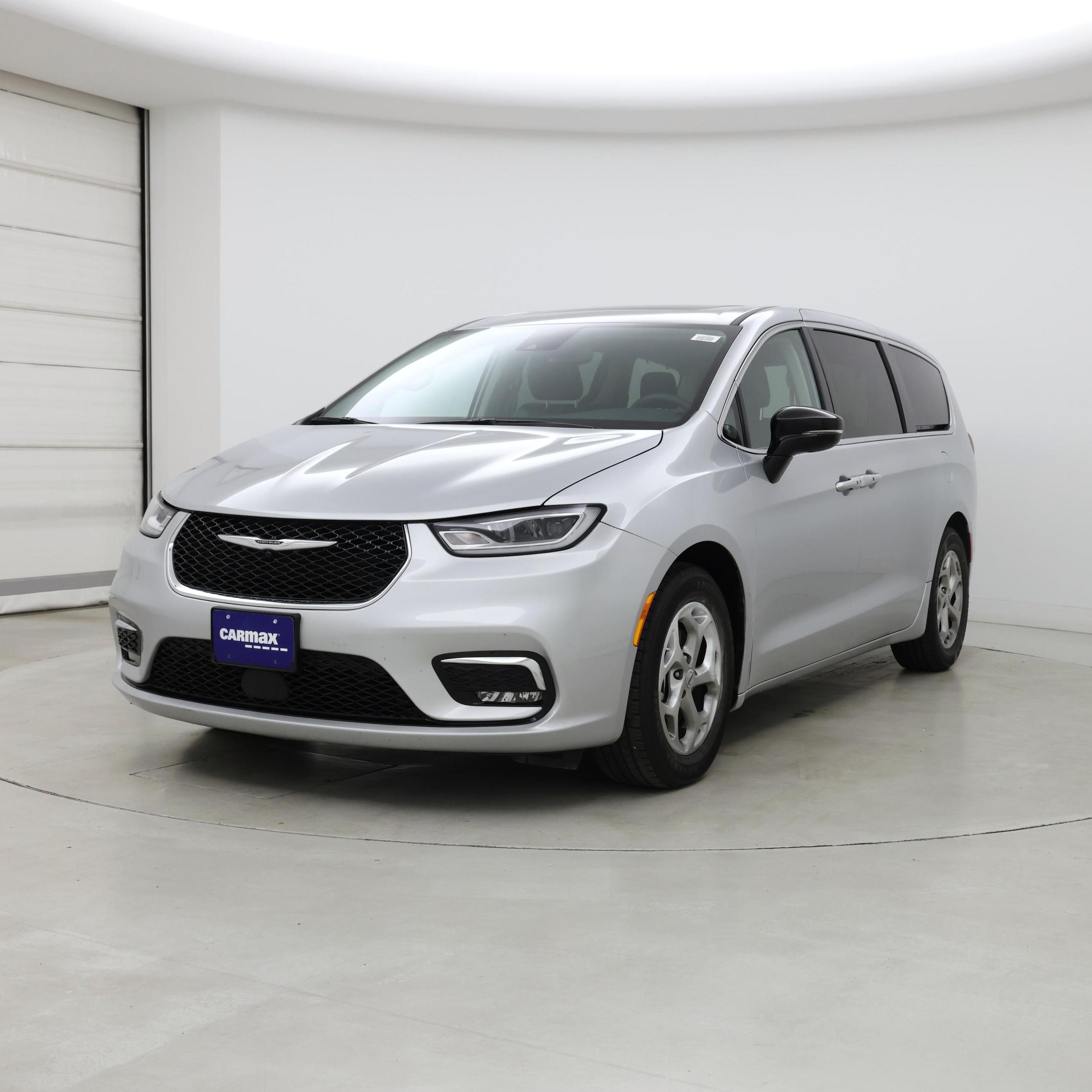 Thumbnail: 2024 Chrysler Pacifica - 4