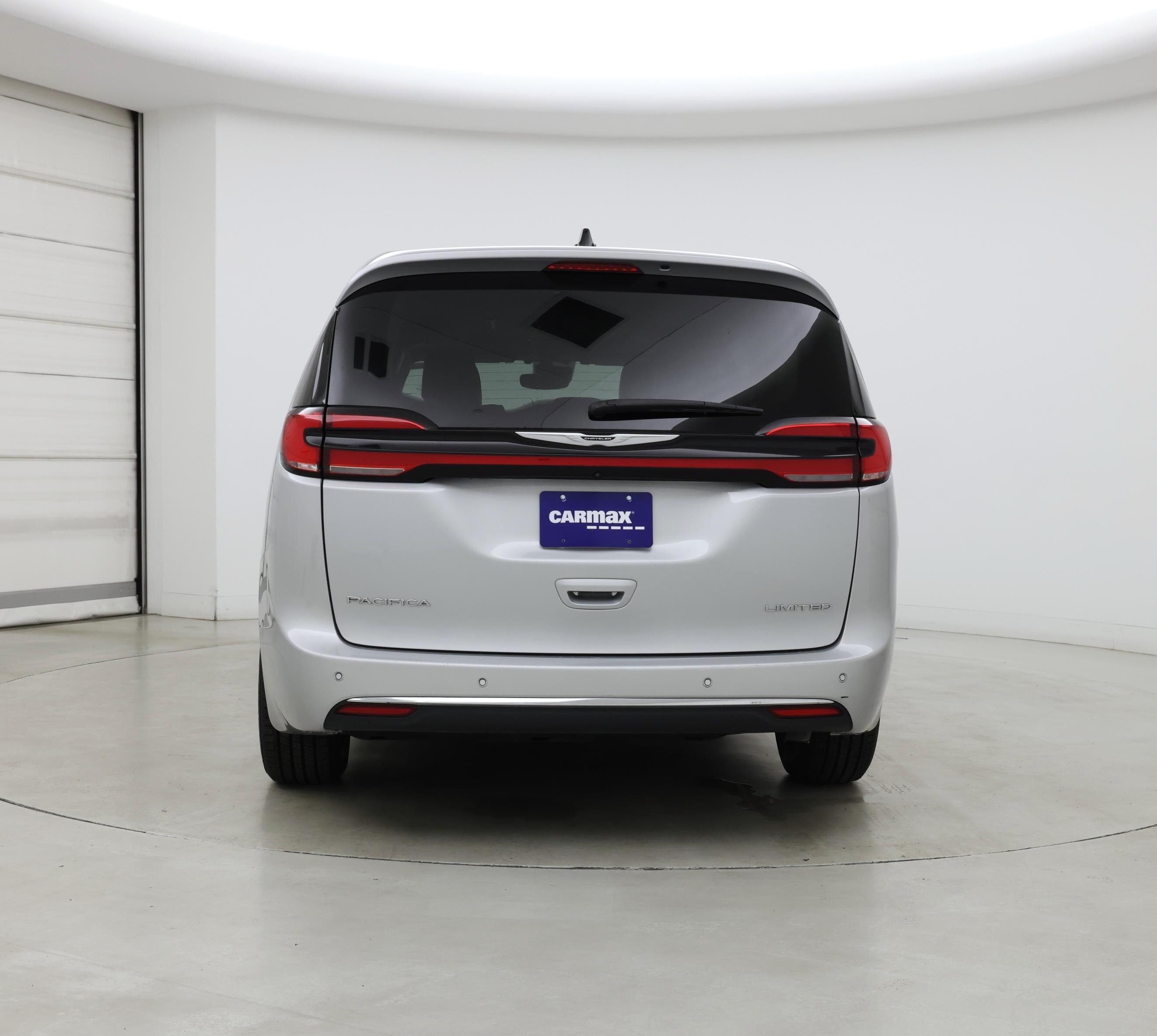 Thumbnail: 2024 Chrysler Pacifica - 6