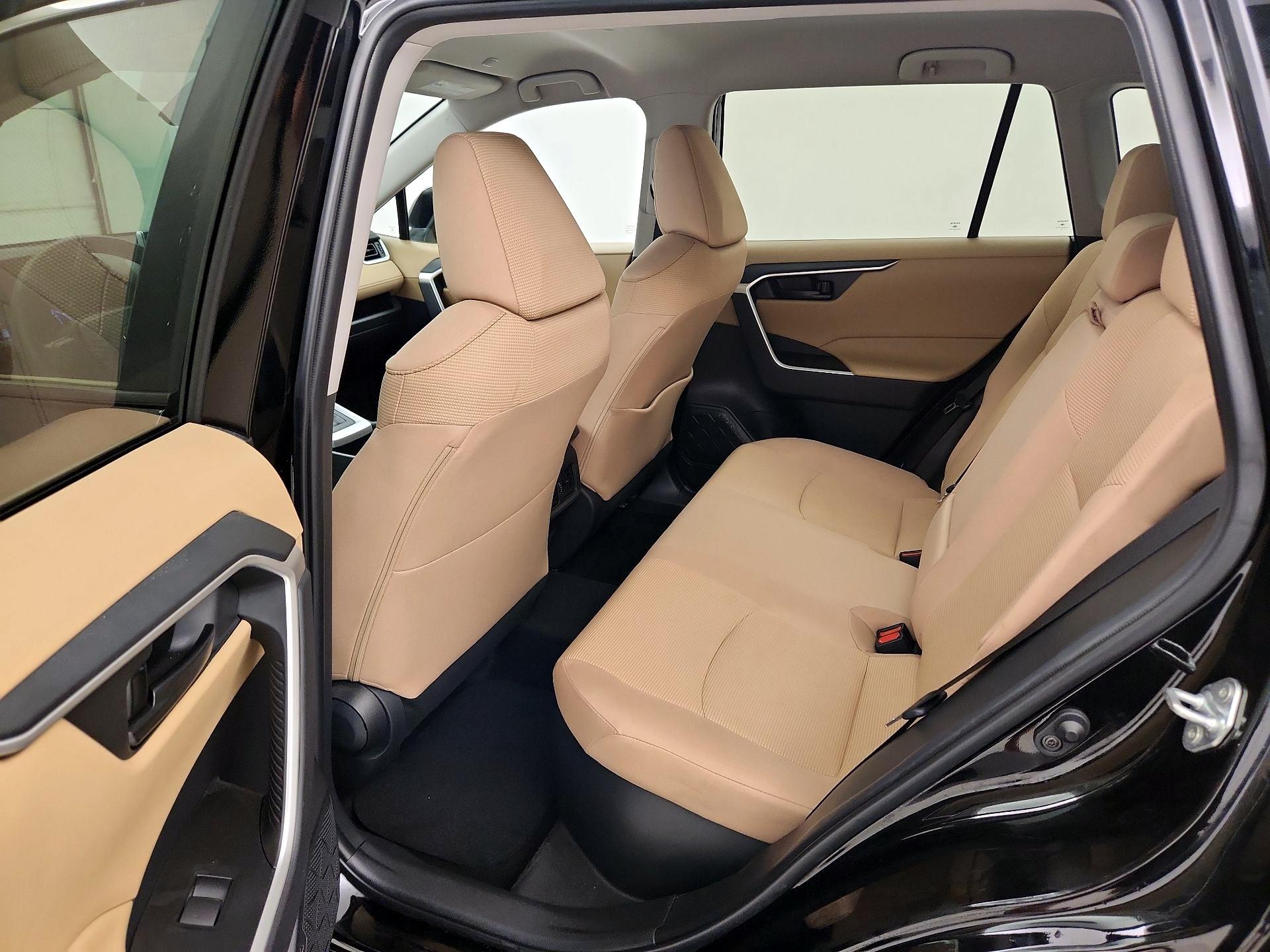 Thumbnail: 2023 Toyota RAV4 - 19