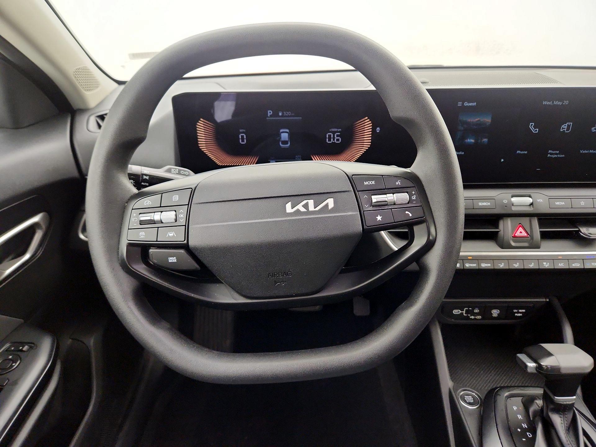 Thumbnail: 2025 Kia K4 - 10