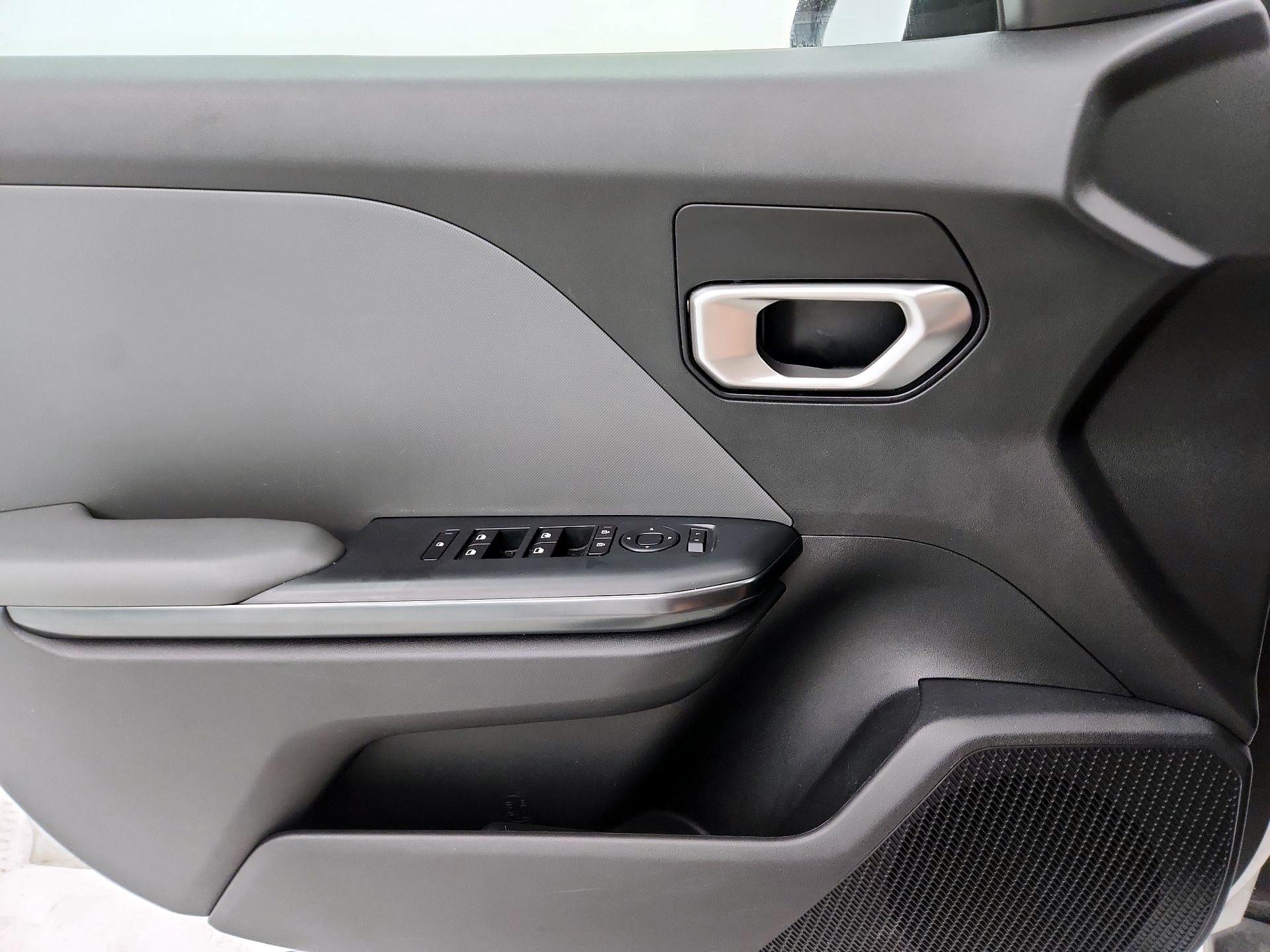 Thumbnail: 2025 Kia K4 - 12