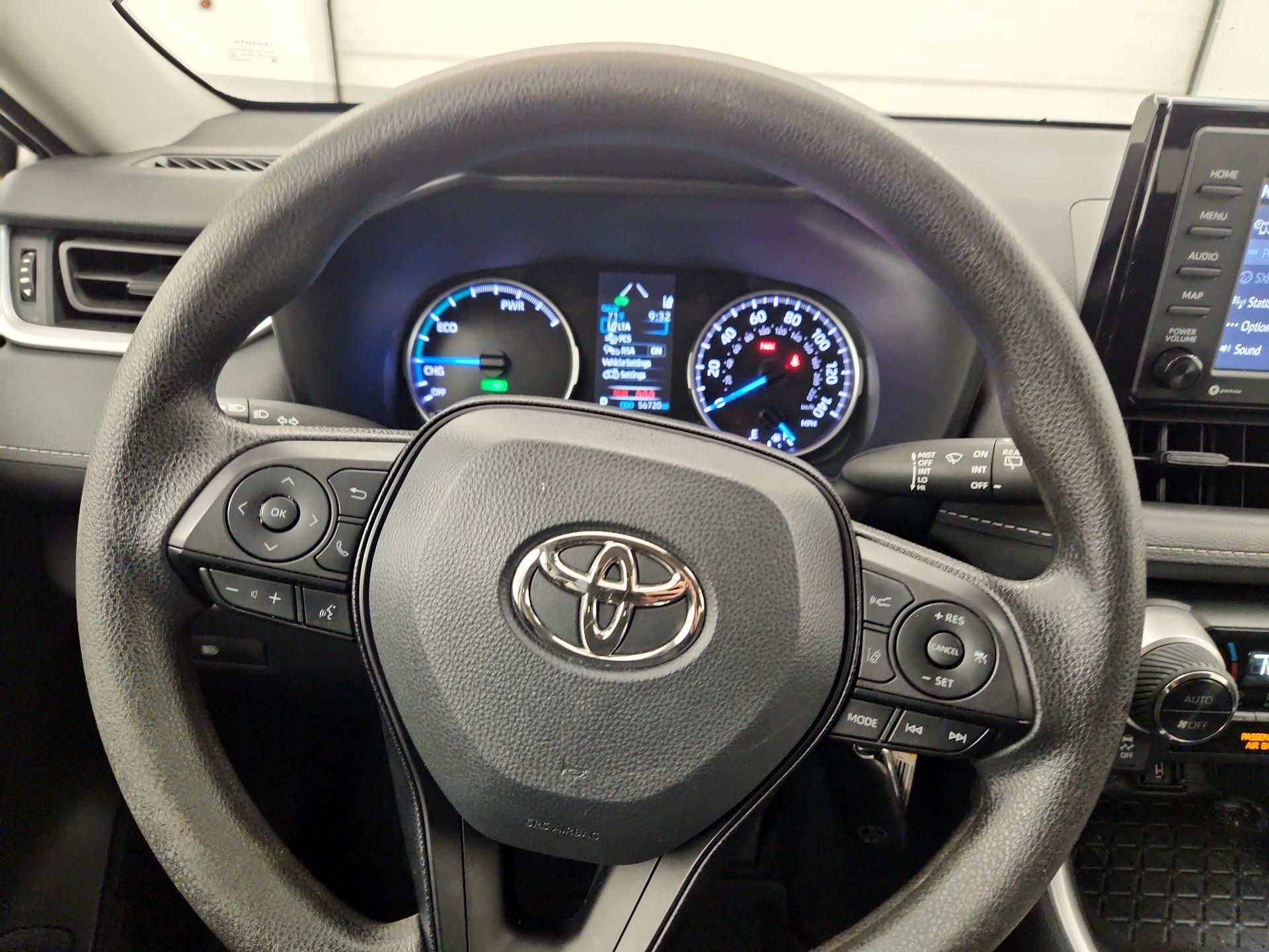 Thumbnail: 2022 Toyota RAV4 - 10