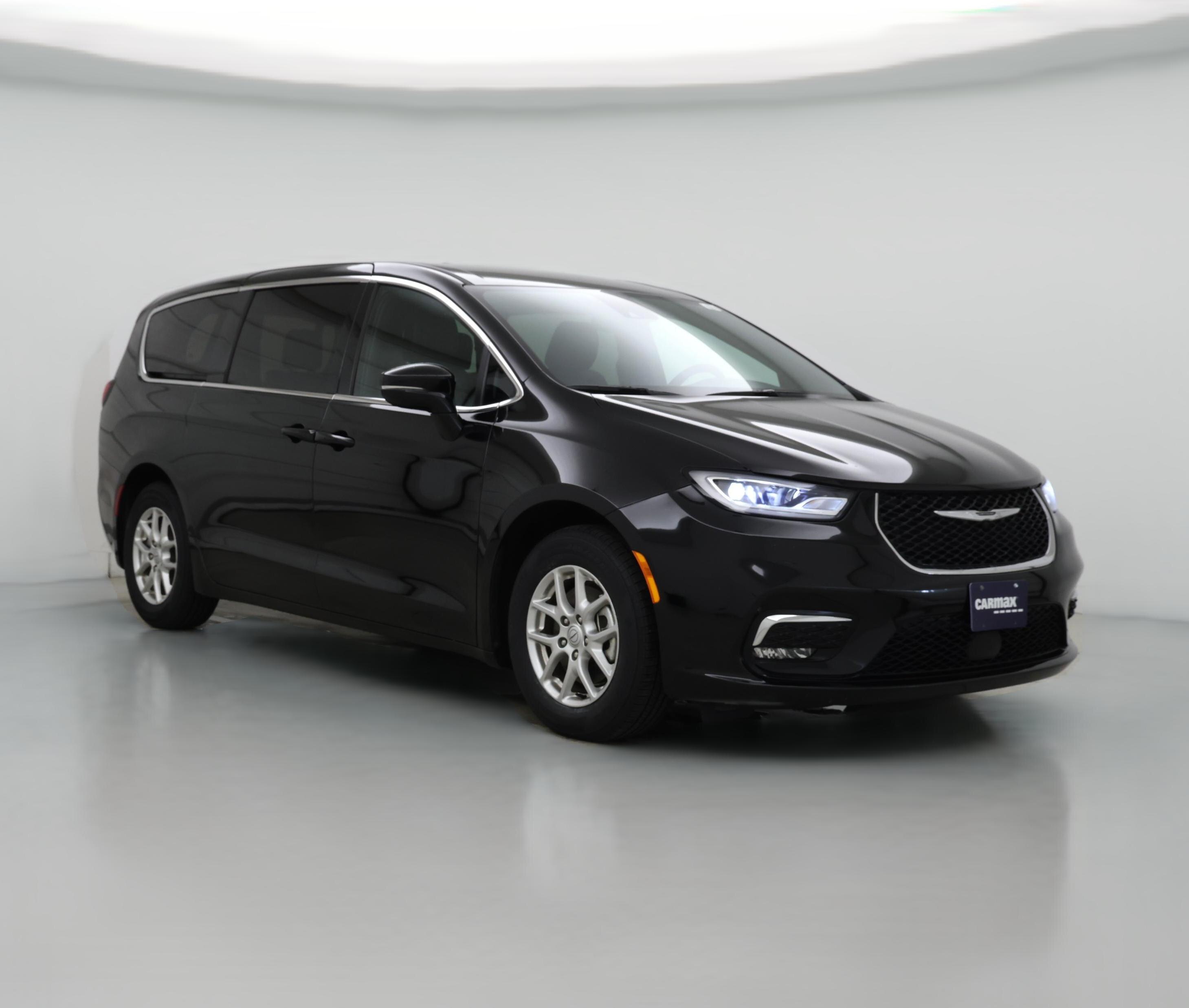 Thumbnail: 2025 Chrysler Pacifica - 1