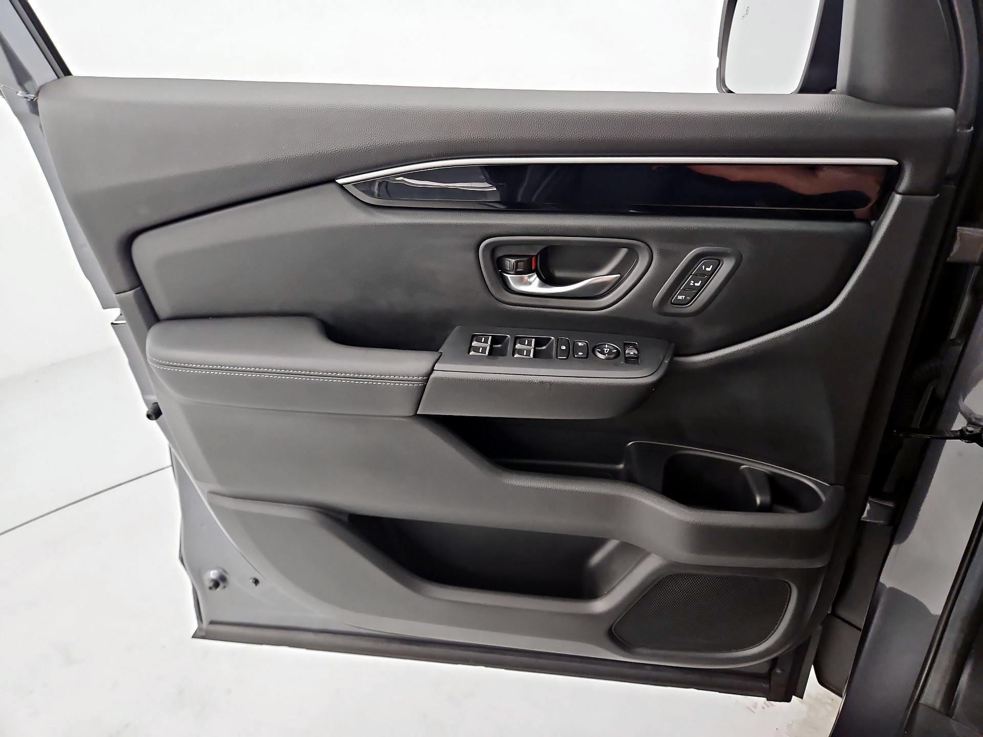 Thumbnail: 2025 Honda Pilot - 12