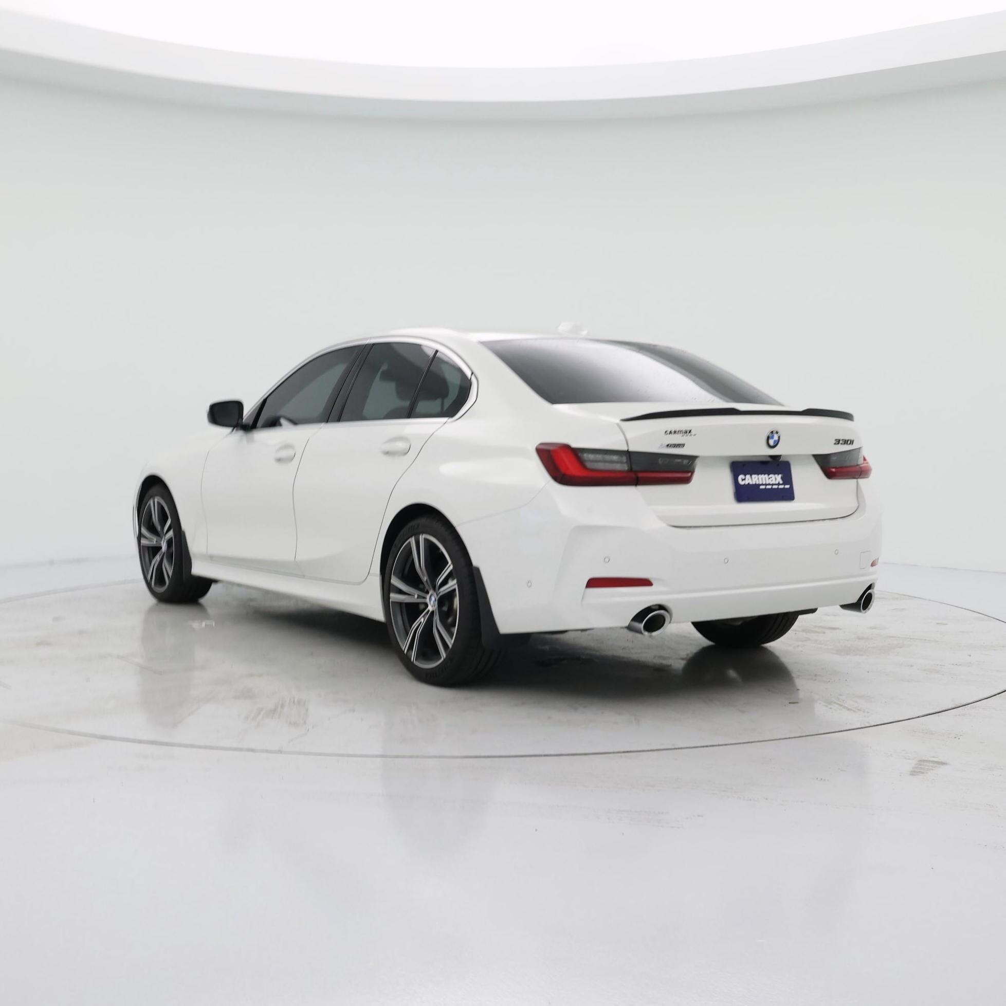 Thumbnail: 2024 BMW 3 Series - 2