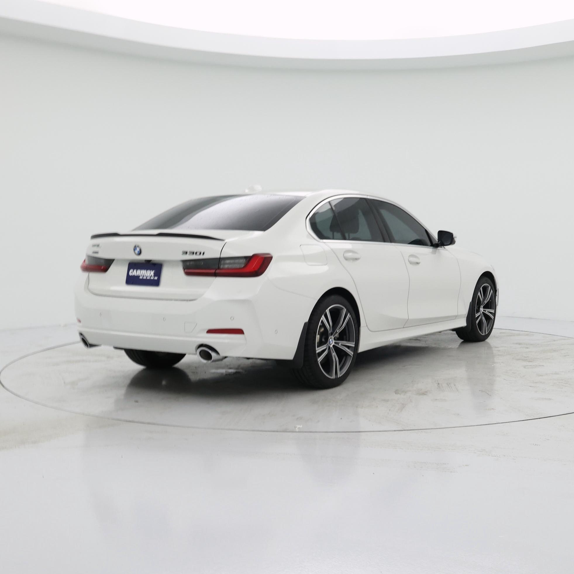 Thumbnail: 2024 BMW 3 Series - 8