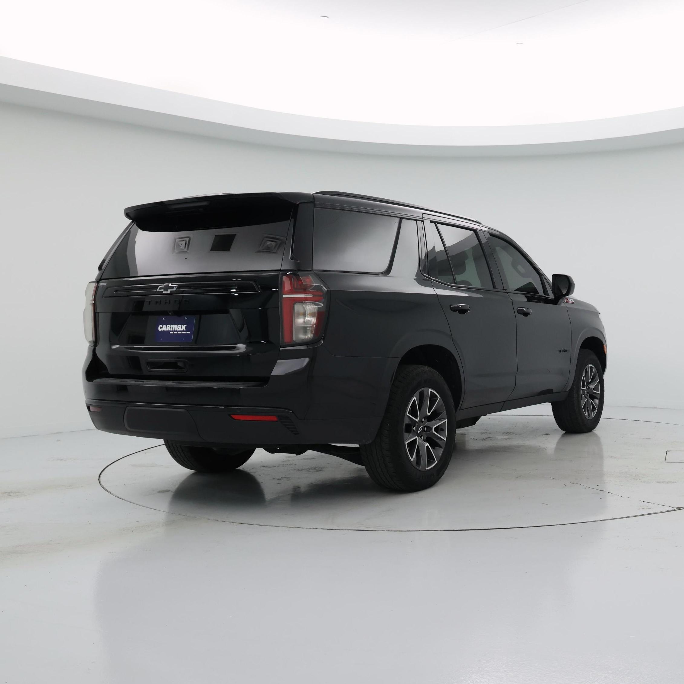 Thumbnail: 2024 Chevrolet Tahoe - 8