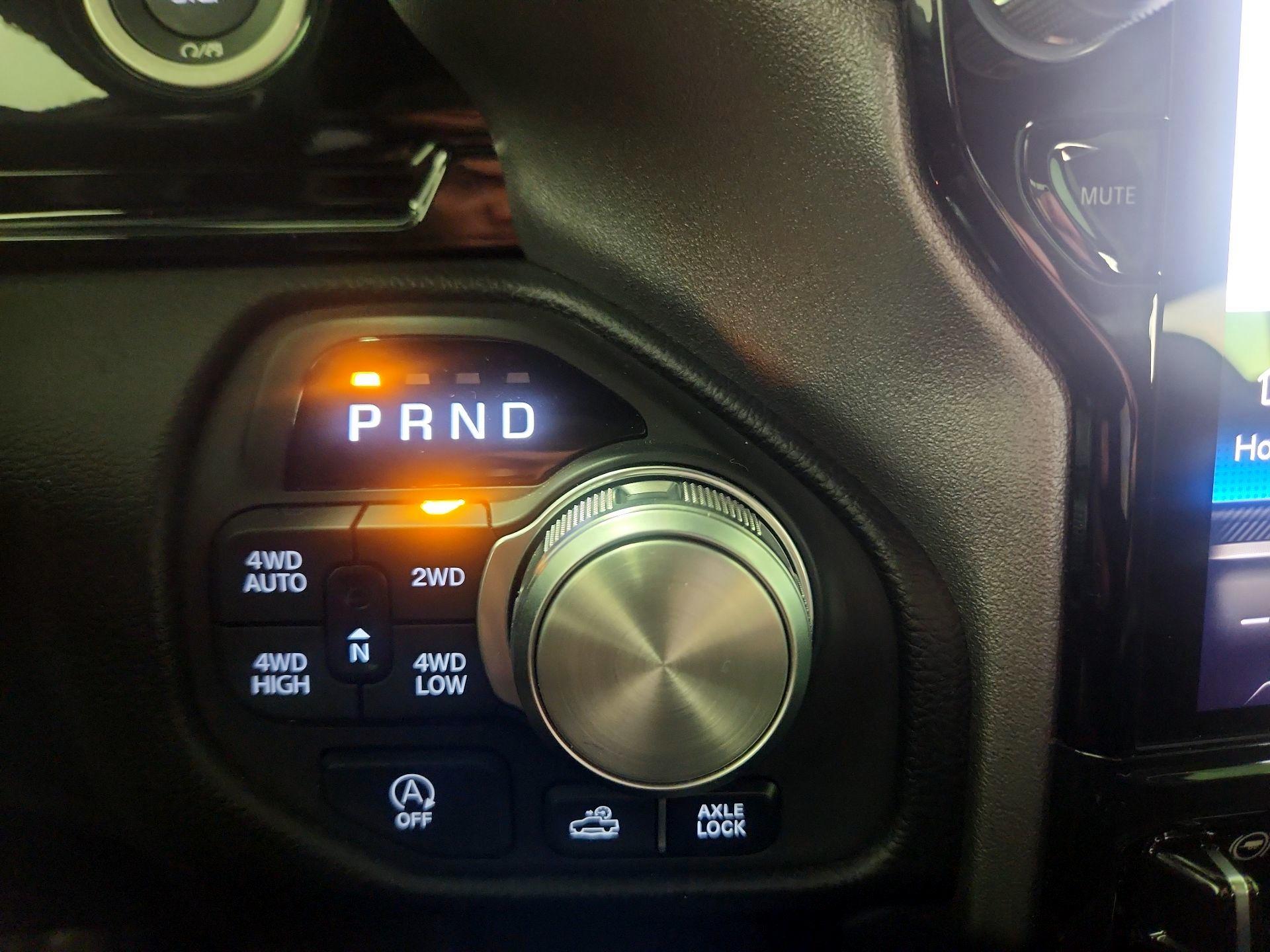 Thumbnail: 2025 RAM 1500 - 17