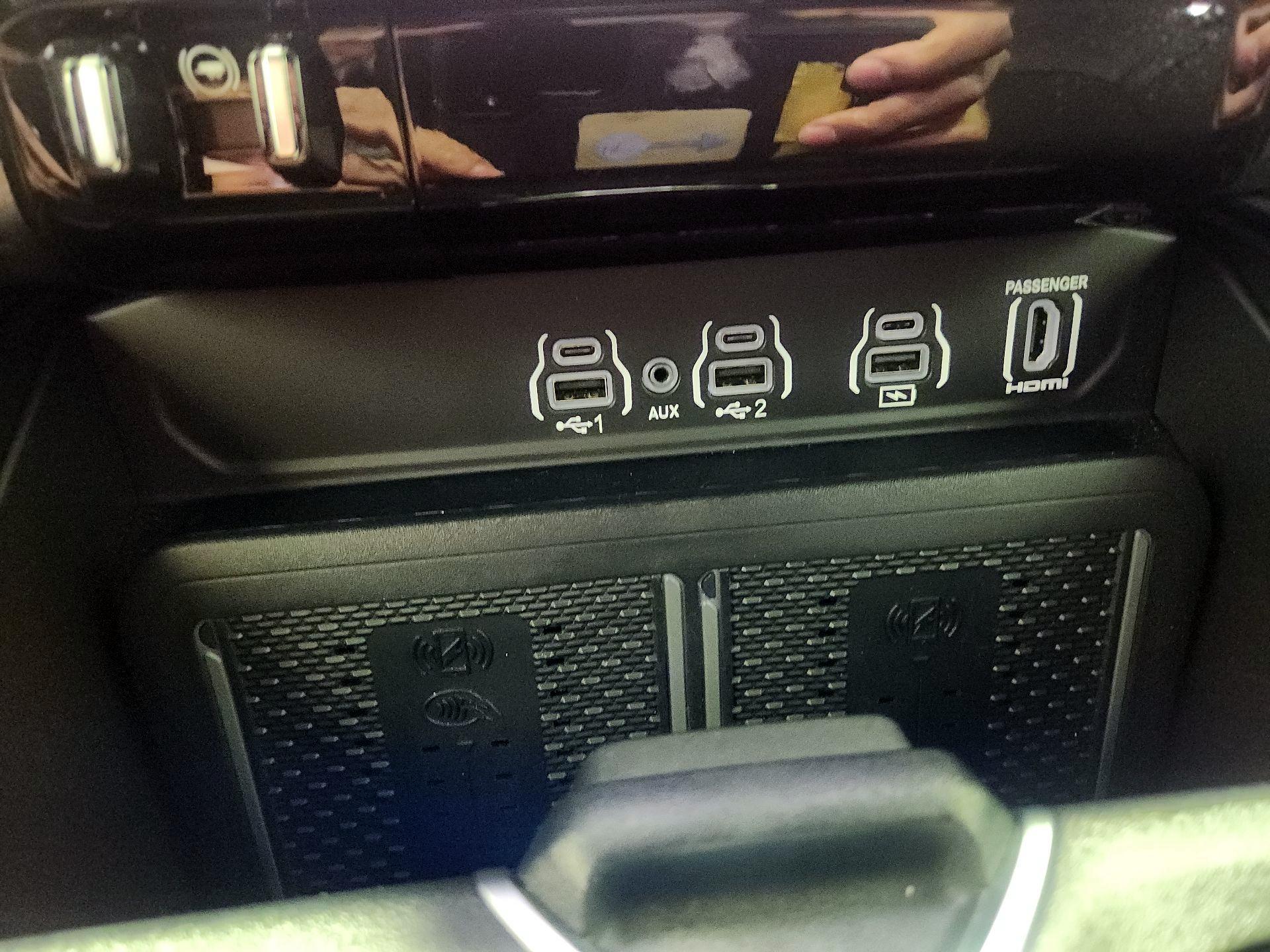 Thumbnail: 2025 RAM 1500 - 18