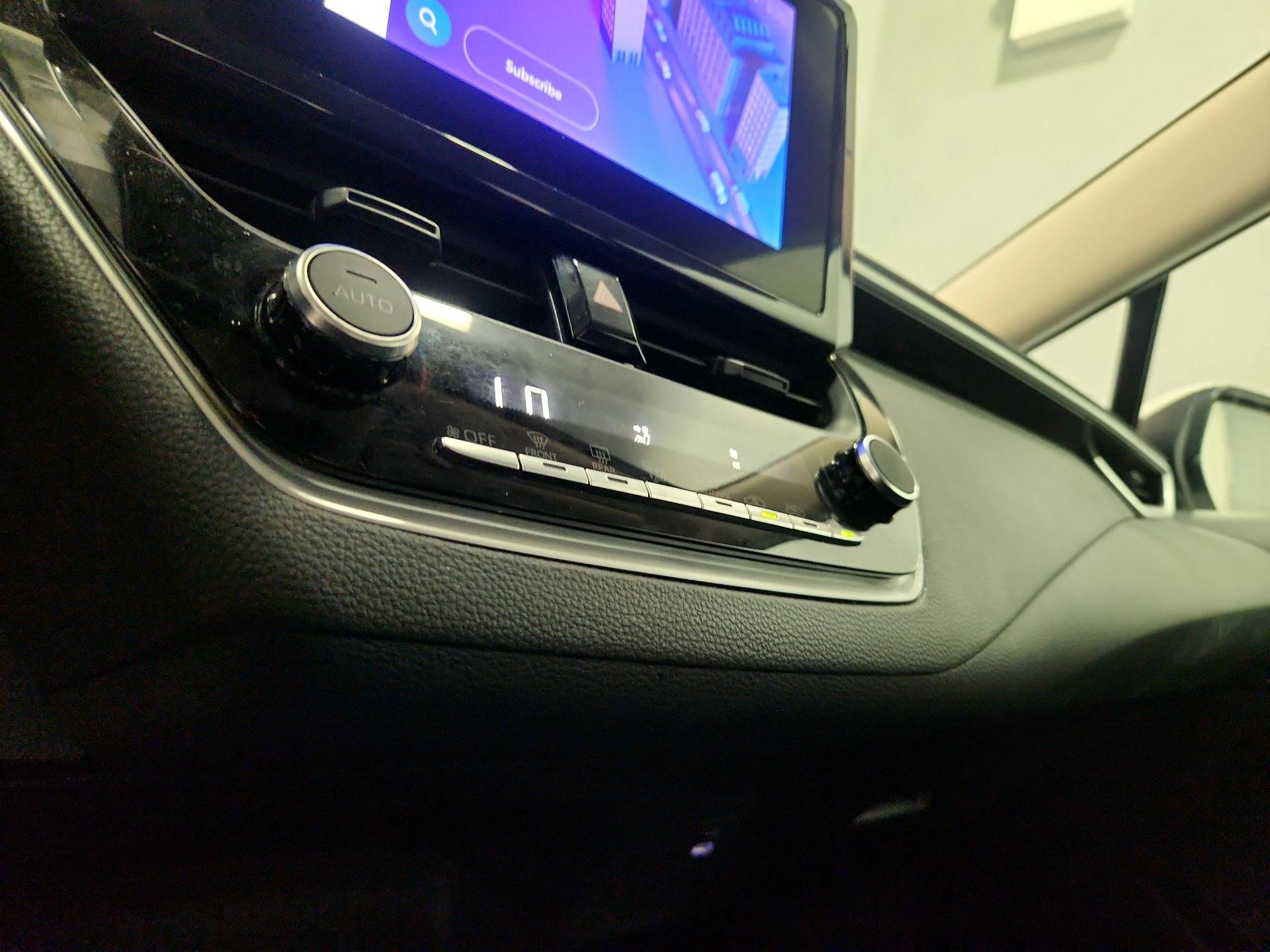 Thumbnail: 2024 Toyota Corolla - 16