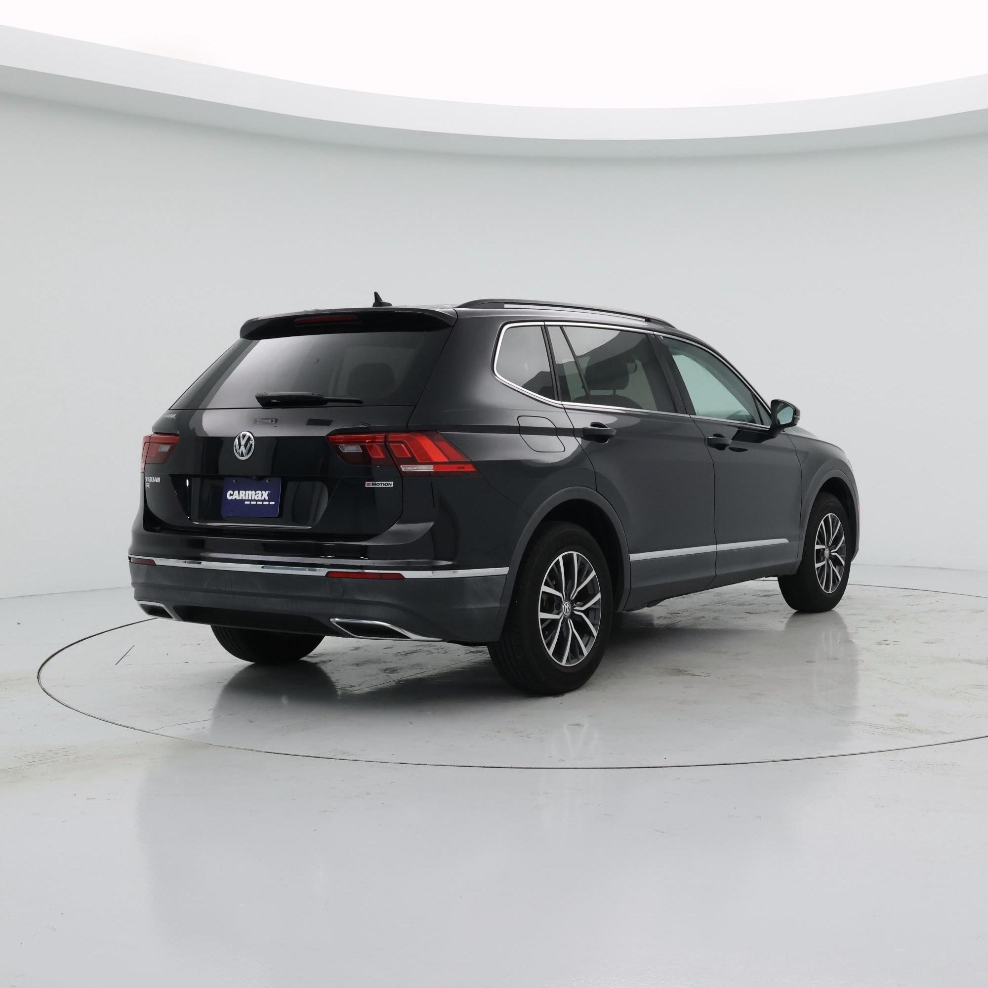 Thumbnail: 2020 Volkswagen Tiguan - 8
