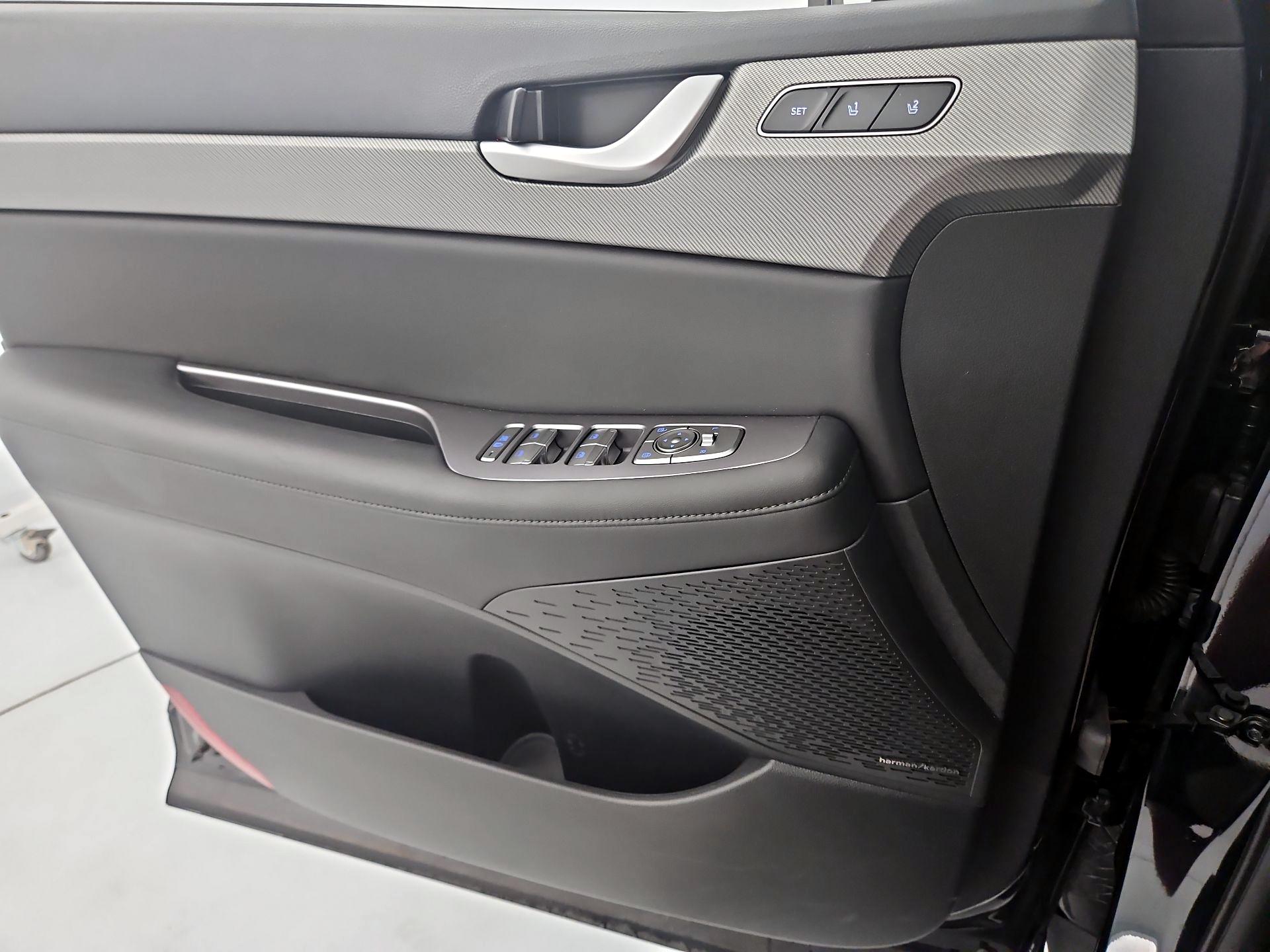 Thumbnail: 2024 Hyundai Palisade - 12