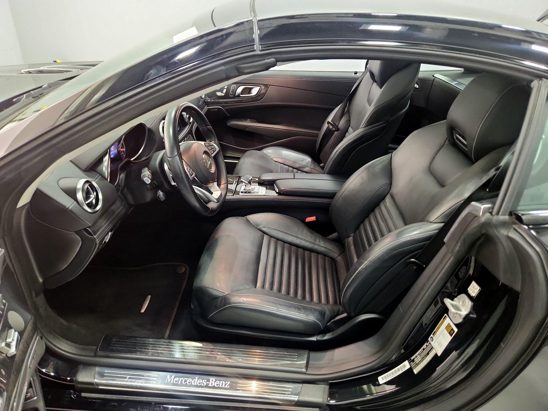 Thumbnail: 2017 Mercedes-Benz SL-Class - 11