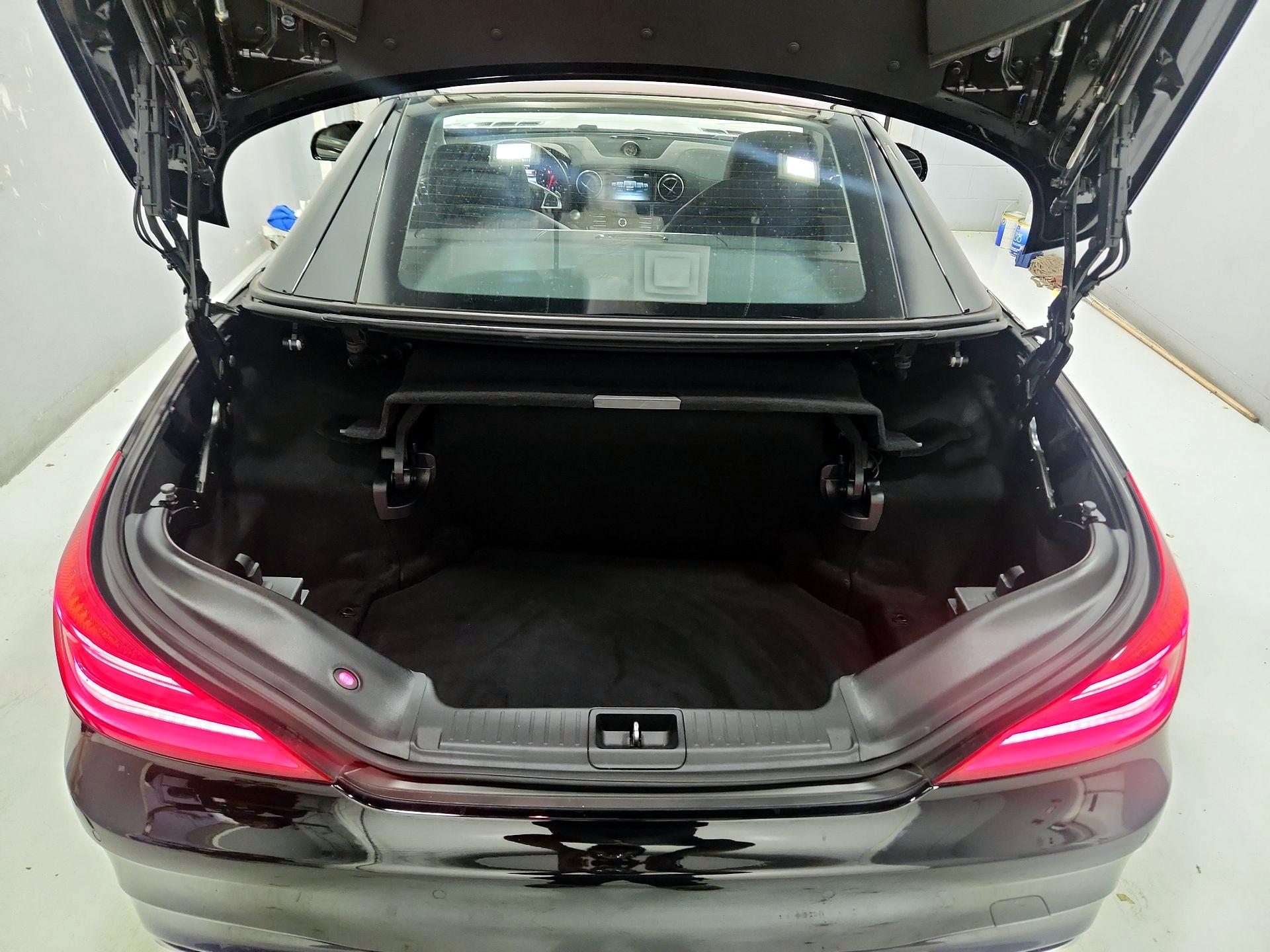 Thumbnail: 2017 Mercedes-Benz SL-Class - 19