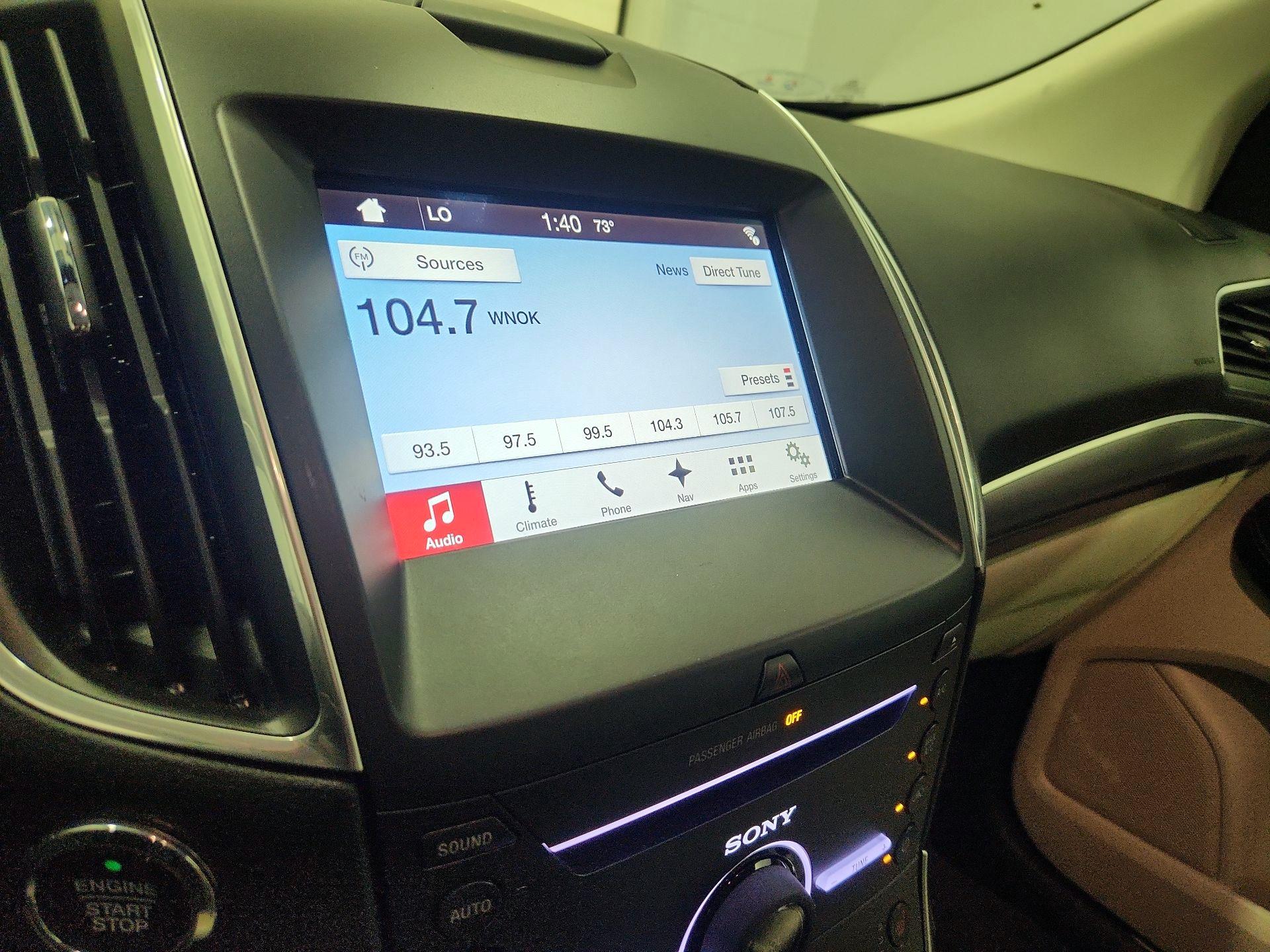 Thumbnail: 2016 Ford Edge - 16