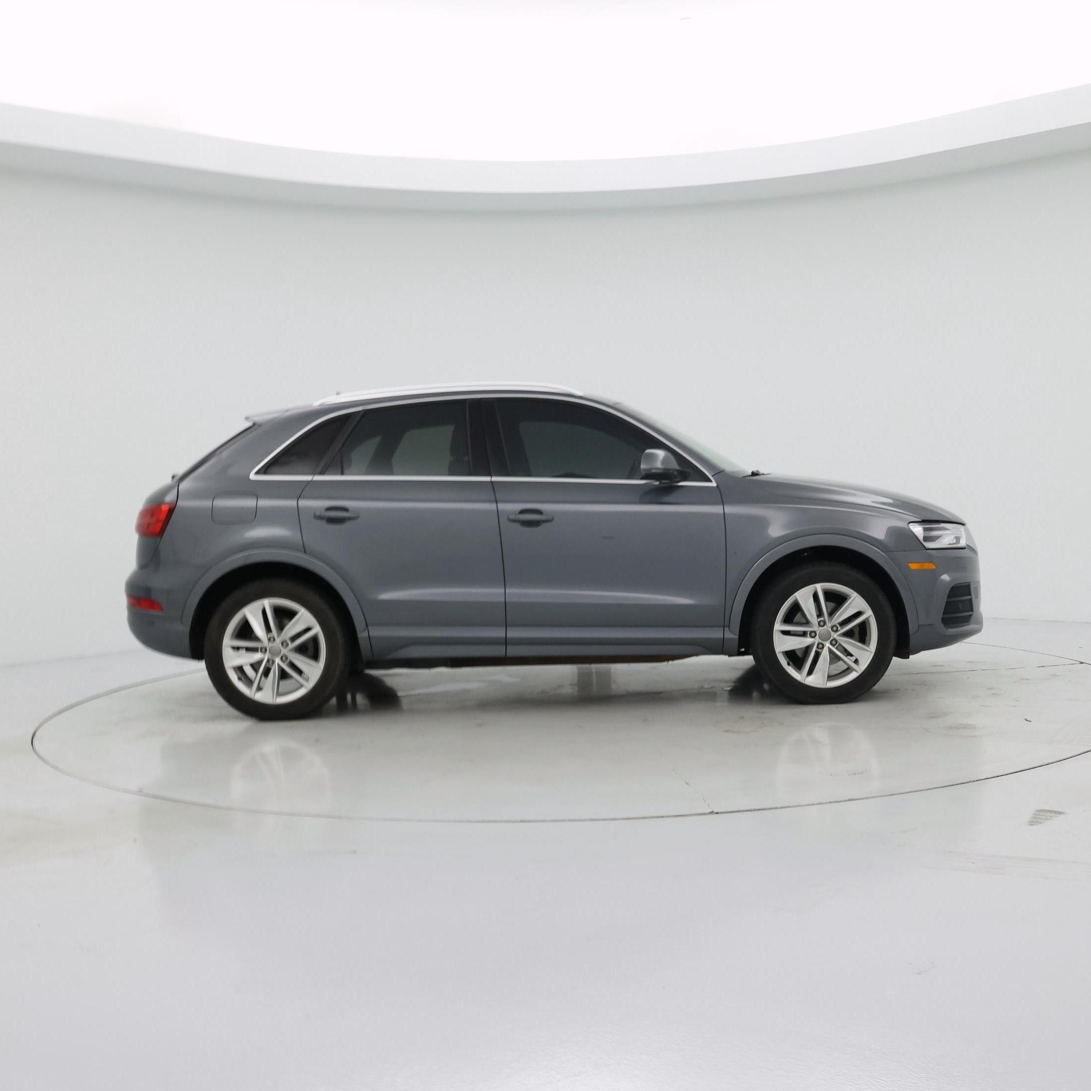 Thumbnail: 2017 Audi Q3 - 7