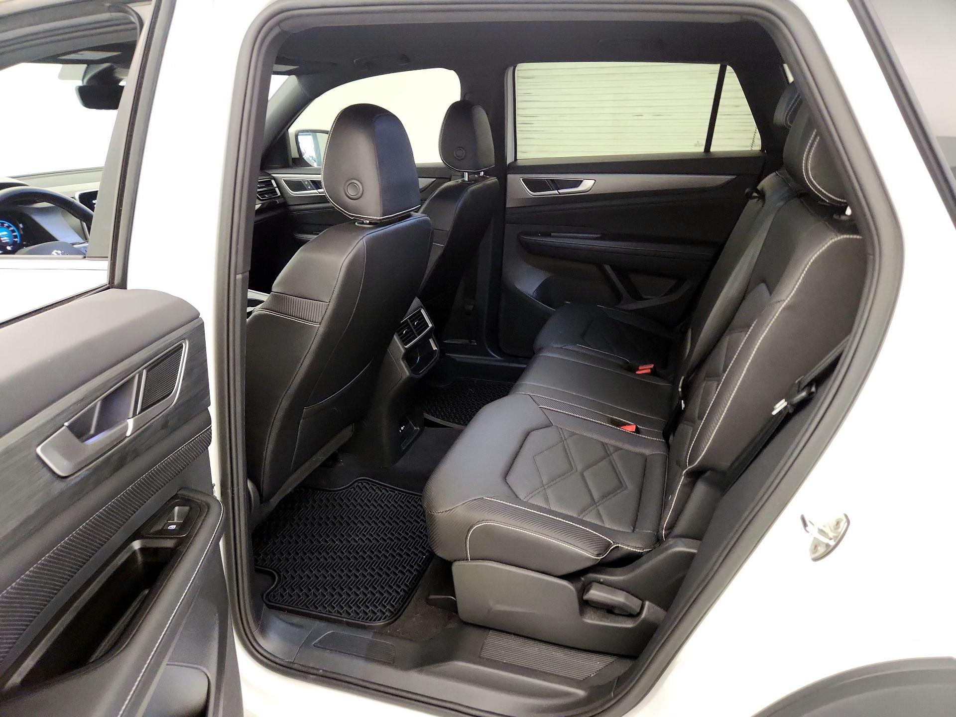 Thumbnail: 2025 Volkswagen Atlas - 19