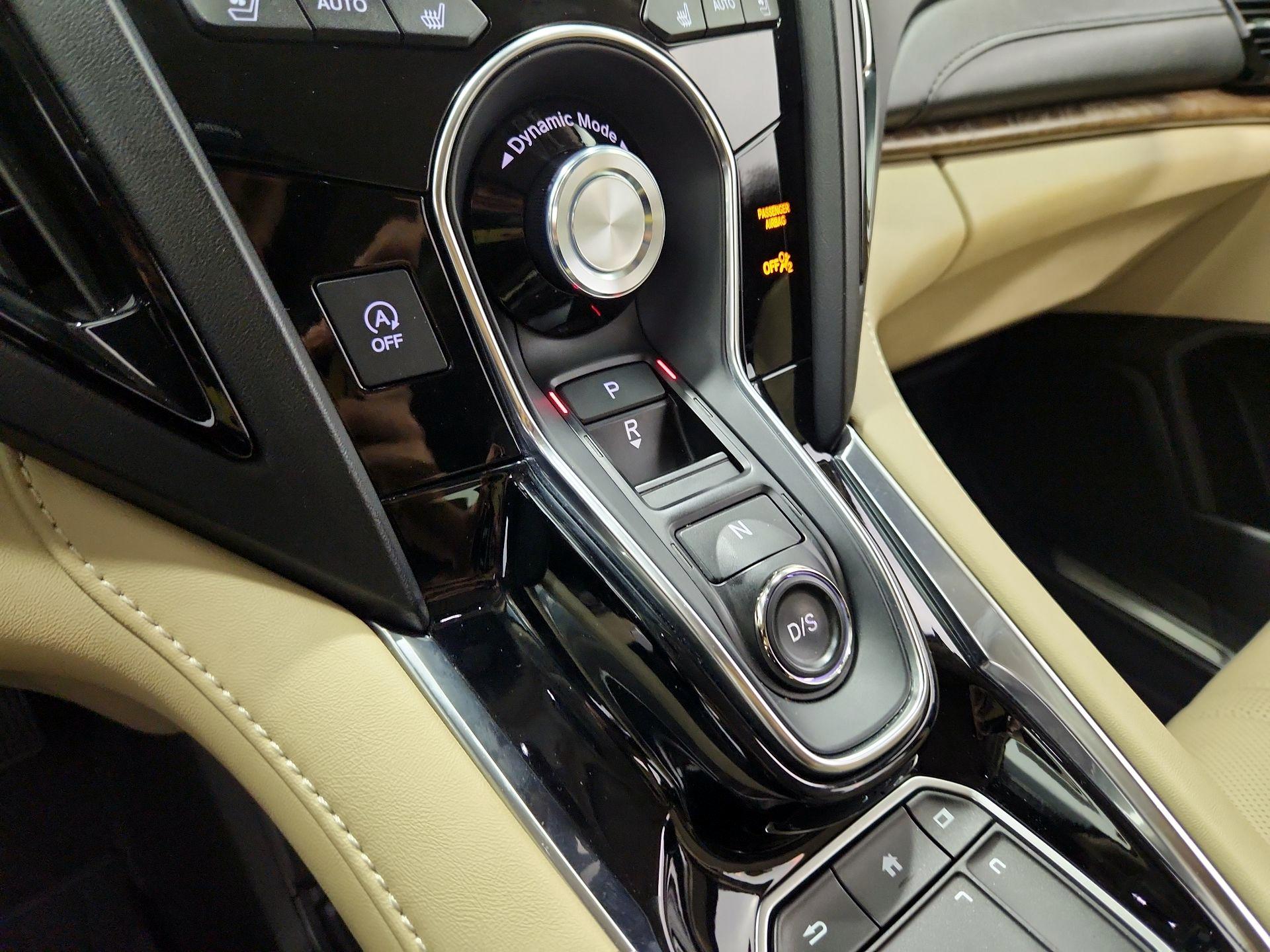 Thumbnail: 2019 Acura RDX - 18