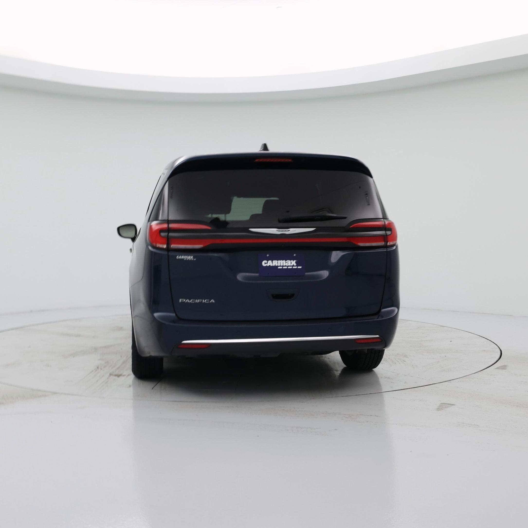 Thumbnail: 2025 Chrysler Pacifica - 6