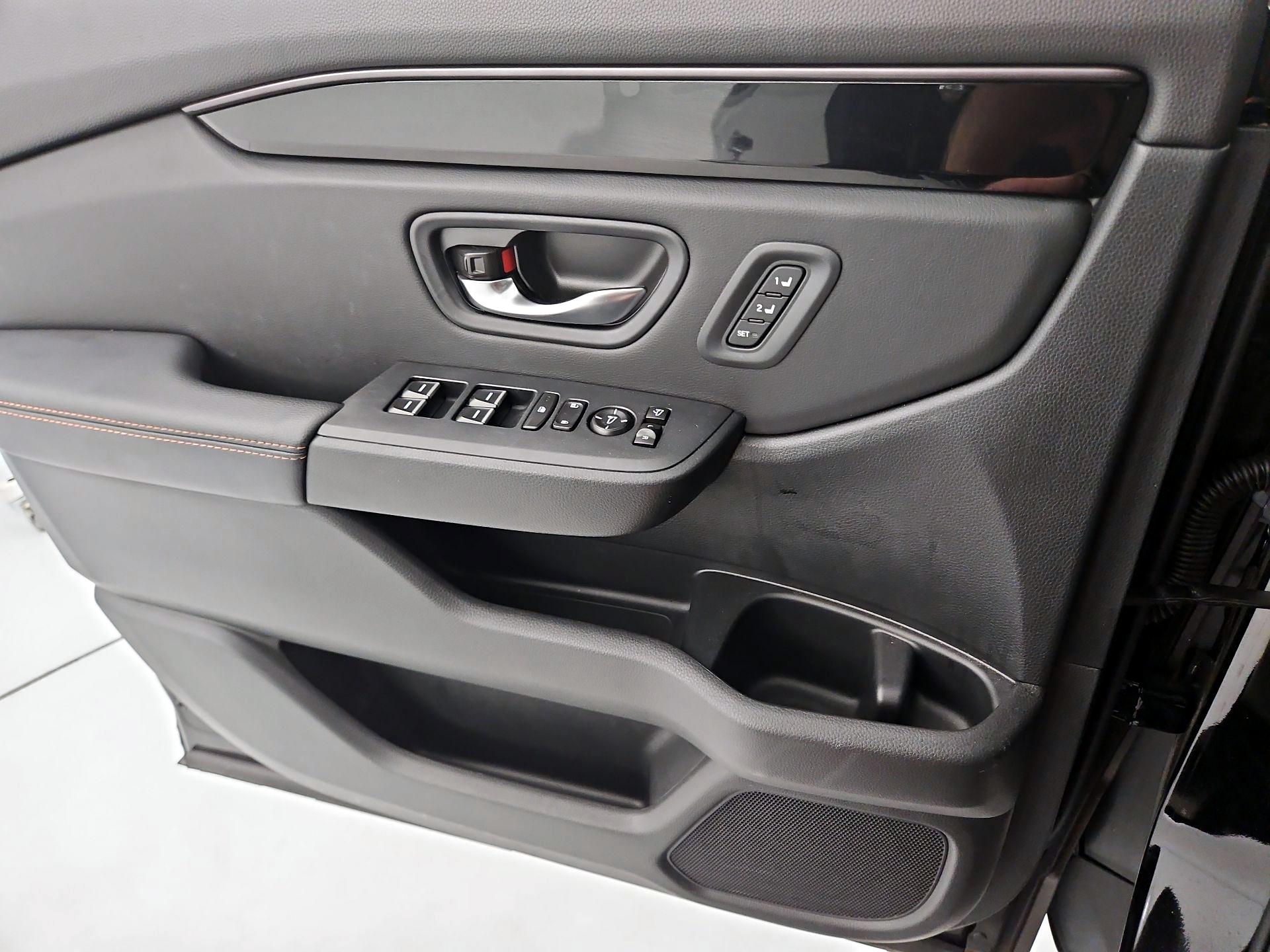 Thumbnail: 2025 Honda Pilot - 12