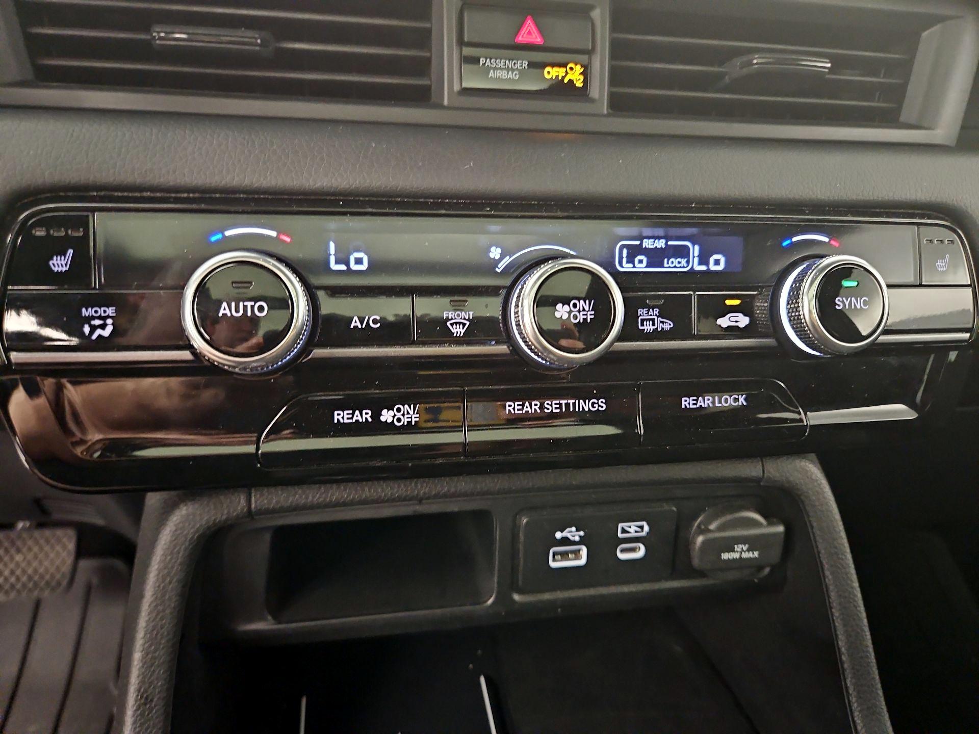 Thumbnail: 2025 Honda Pilot - 16