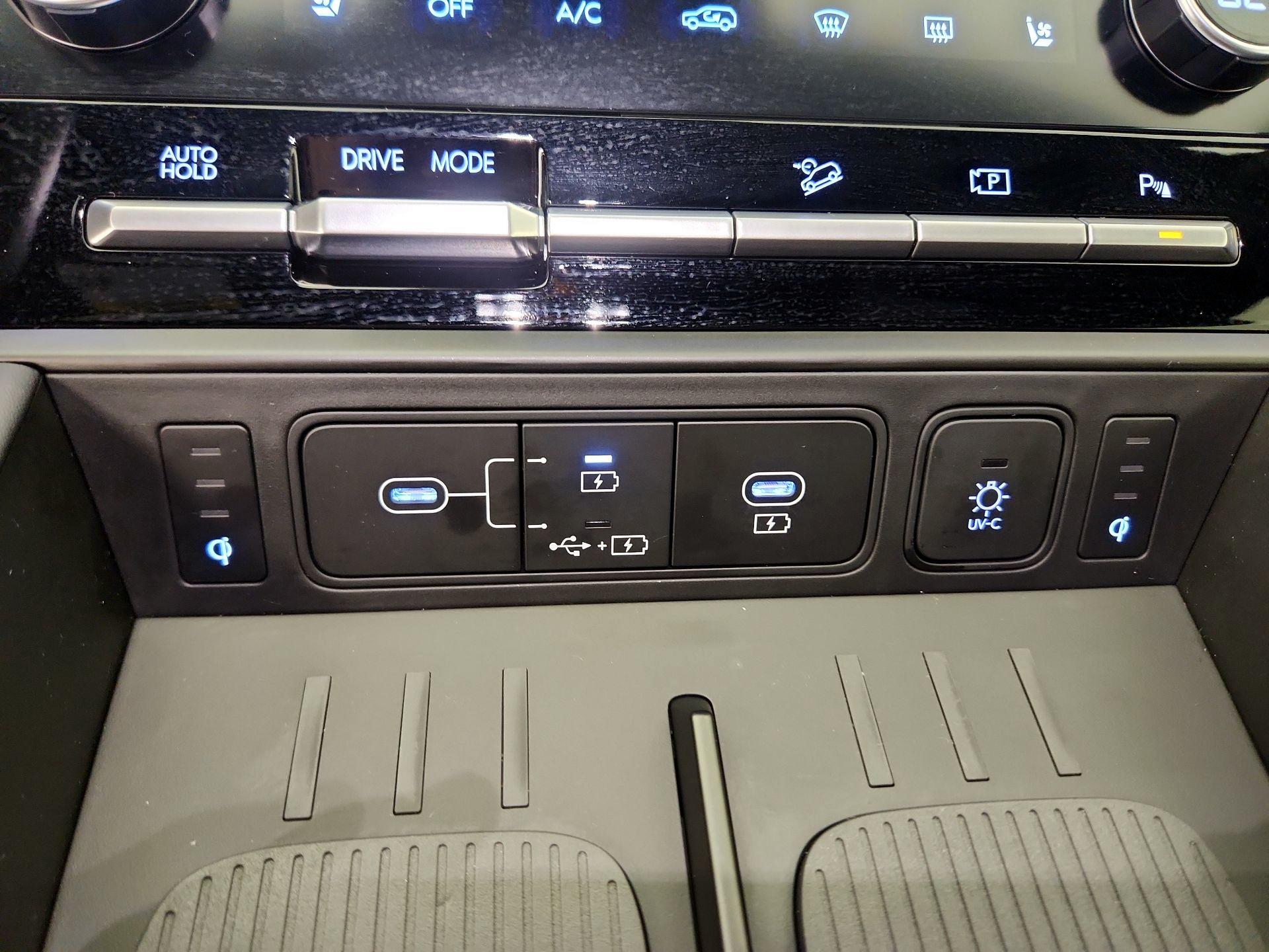 Thumbnail: 2025 Hyundai Santa Fe - 18