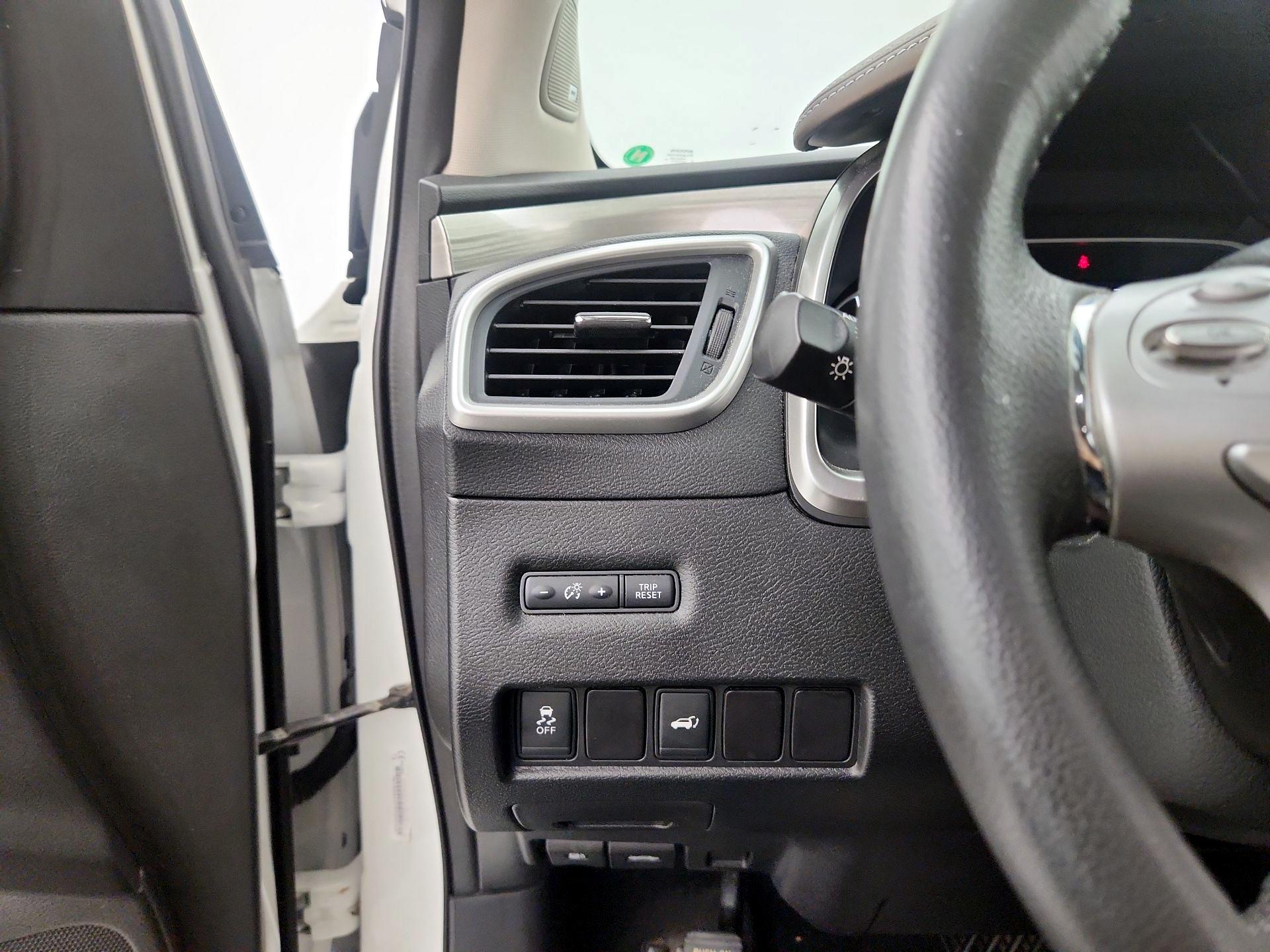 Thumbnail: 2015 Nissan Murano - 13
