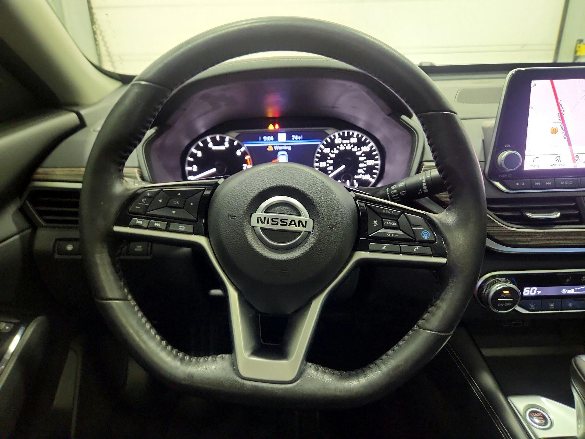 Thumbnail: 2021 Nissan Altima - 10