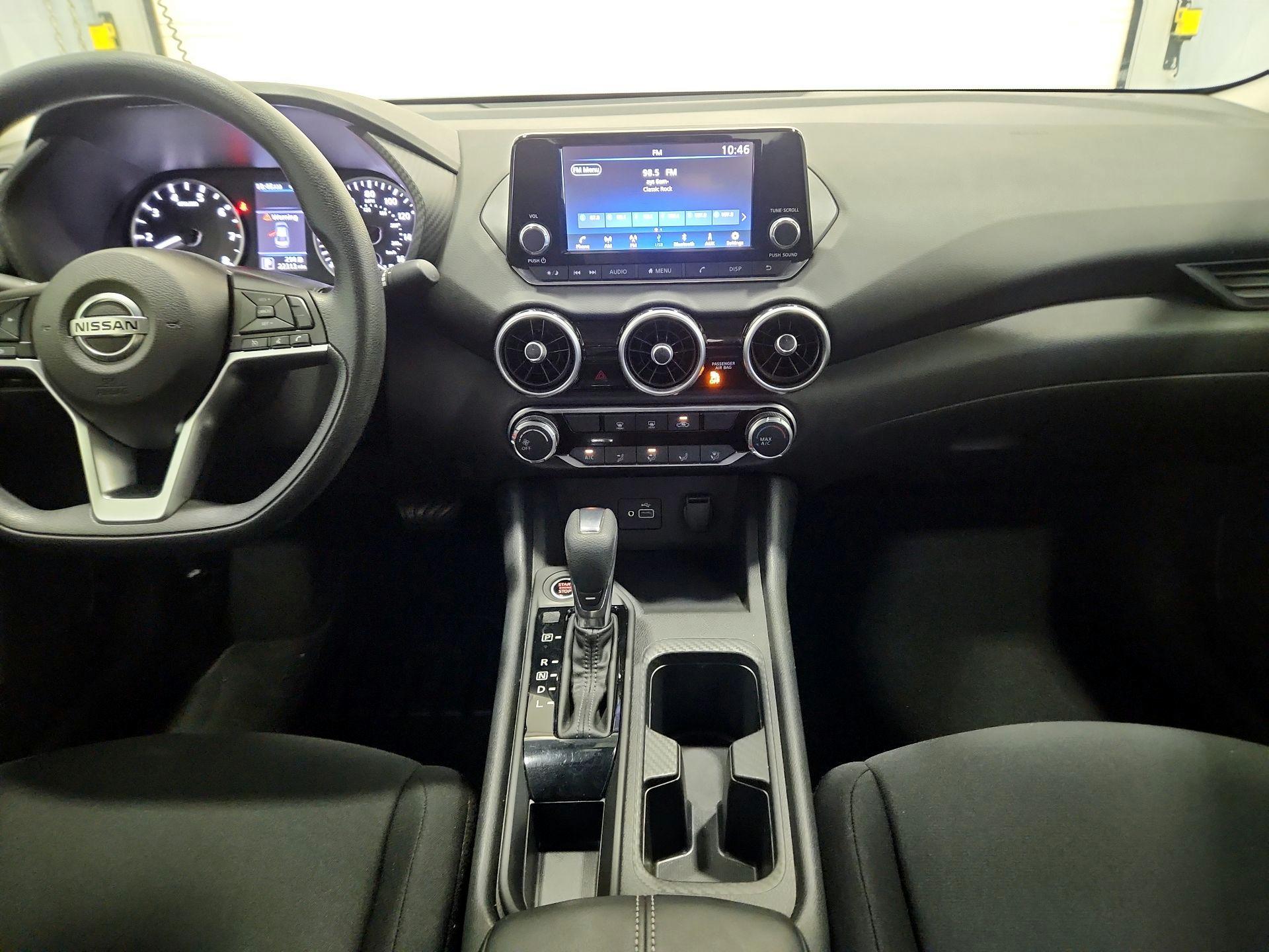 Thumbnail: 2022 Nissan Sentra - 9