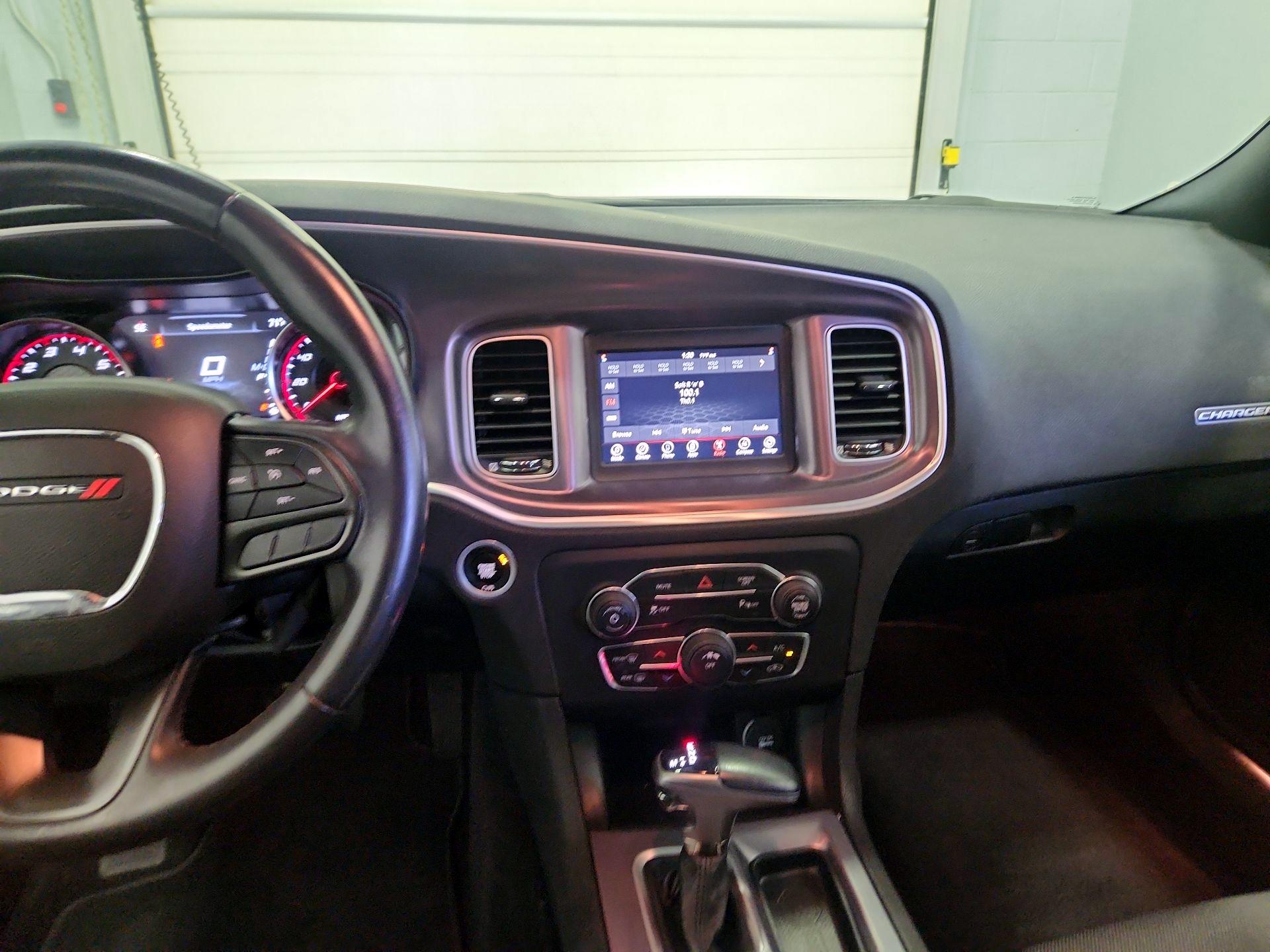Thumbnail: 2020 Dodge Charger - 9