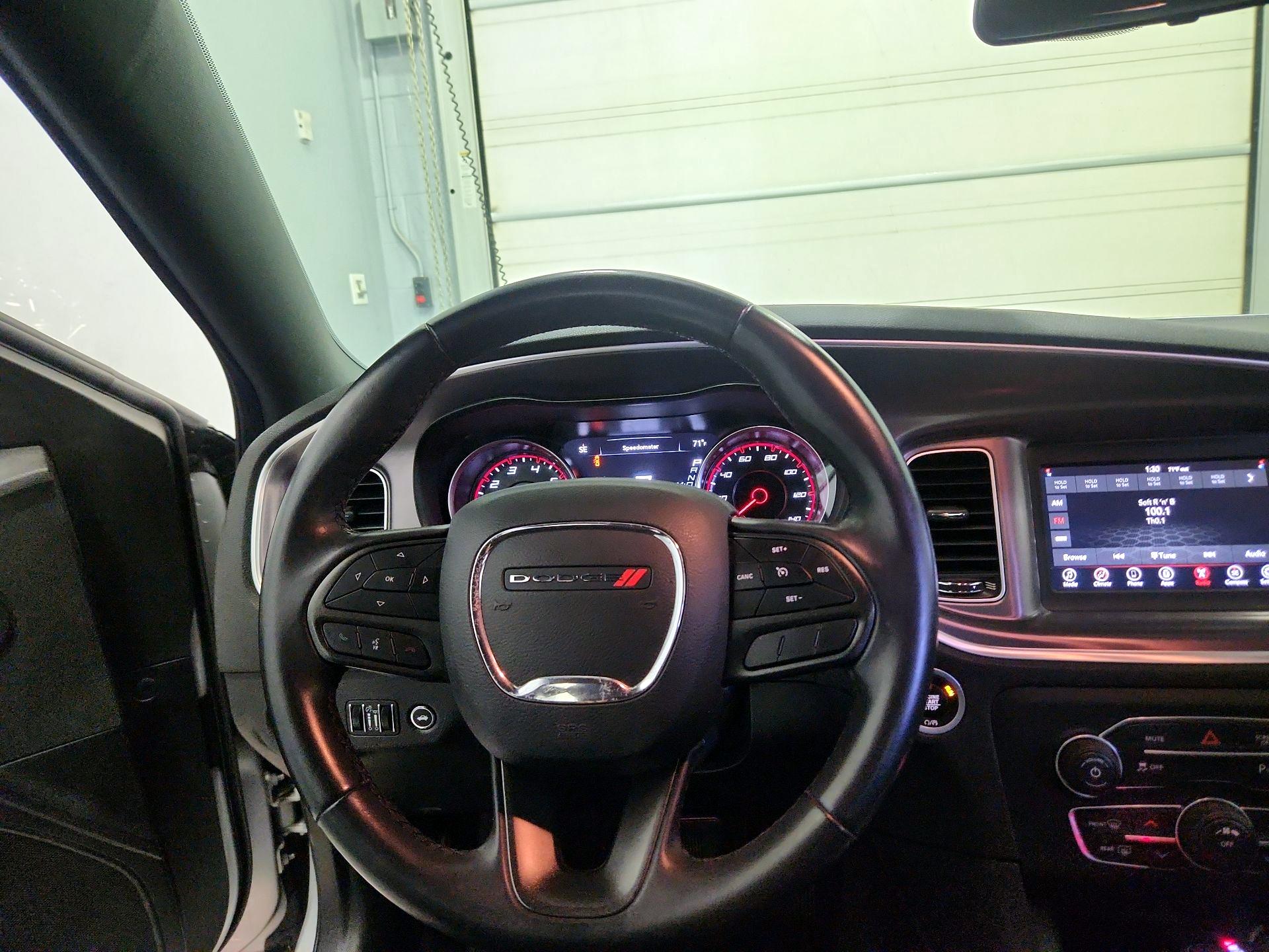 Thumbnail: 2020 Dodge Charger - 10