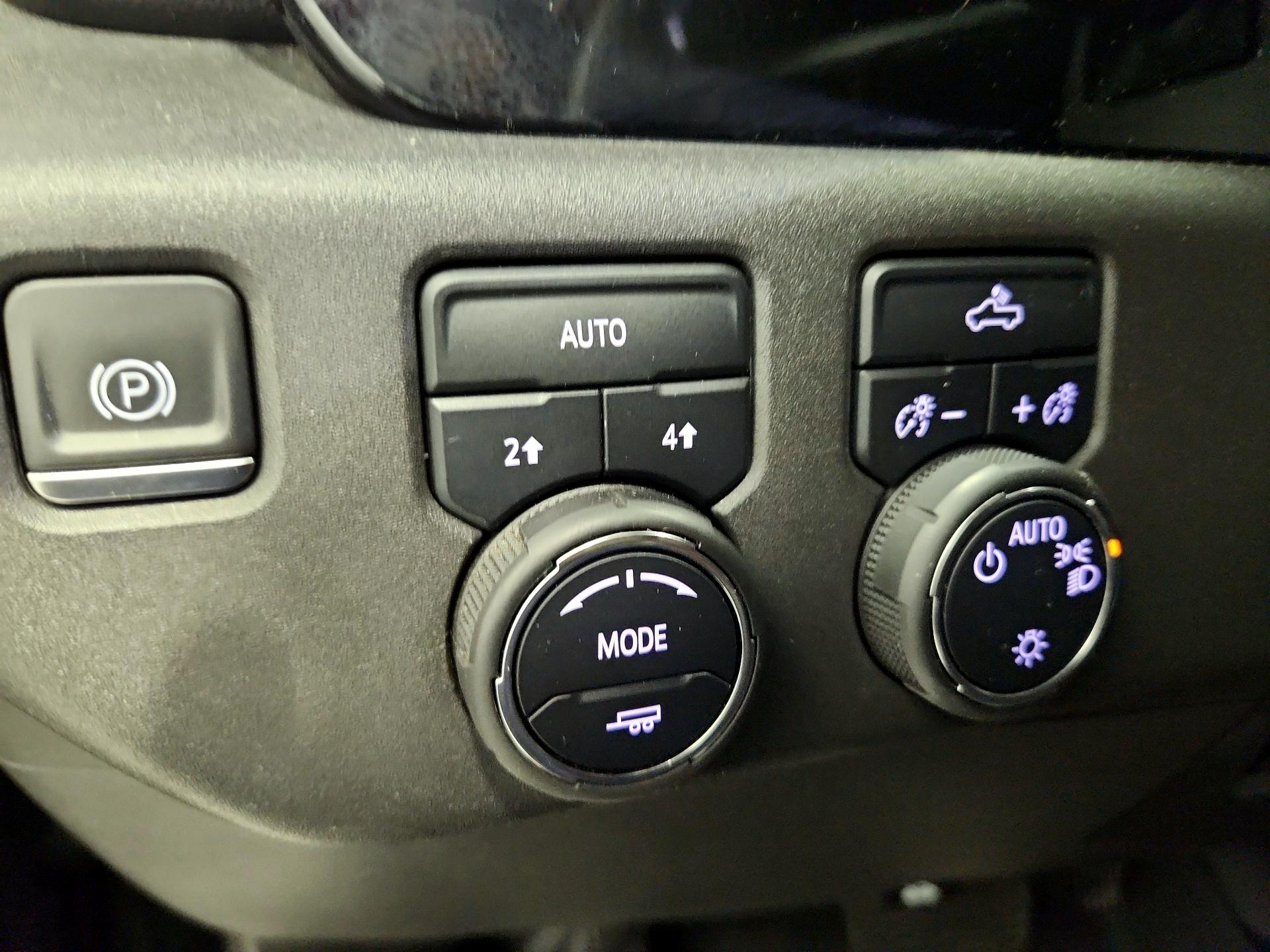 Thumbnail: 2022 Chevrolet Silverado 1500 - 13