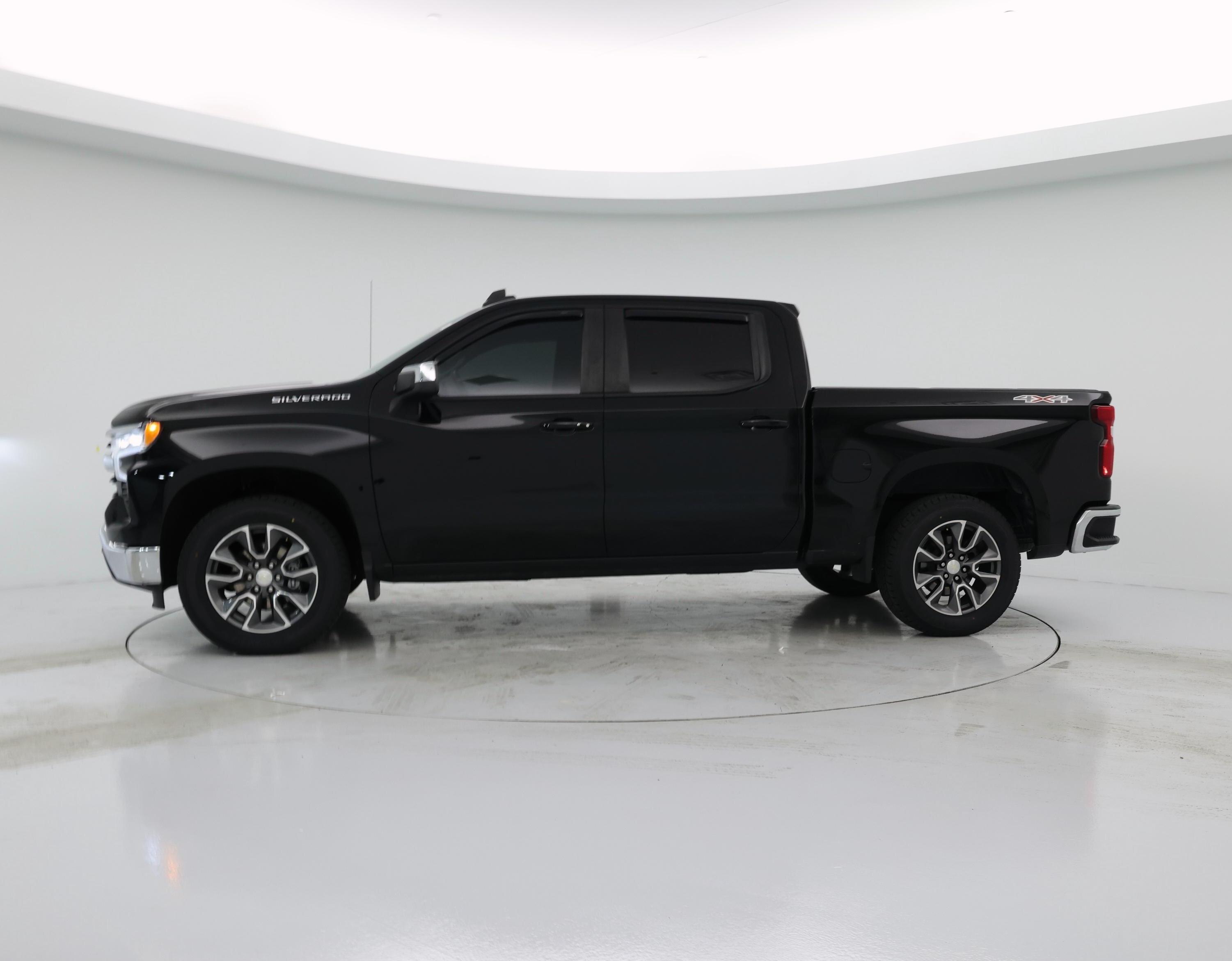 Thumbnail: 2022 Chevrolet Silverado 1500 - 3